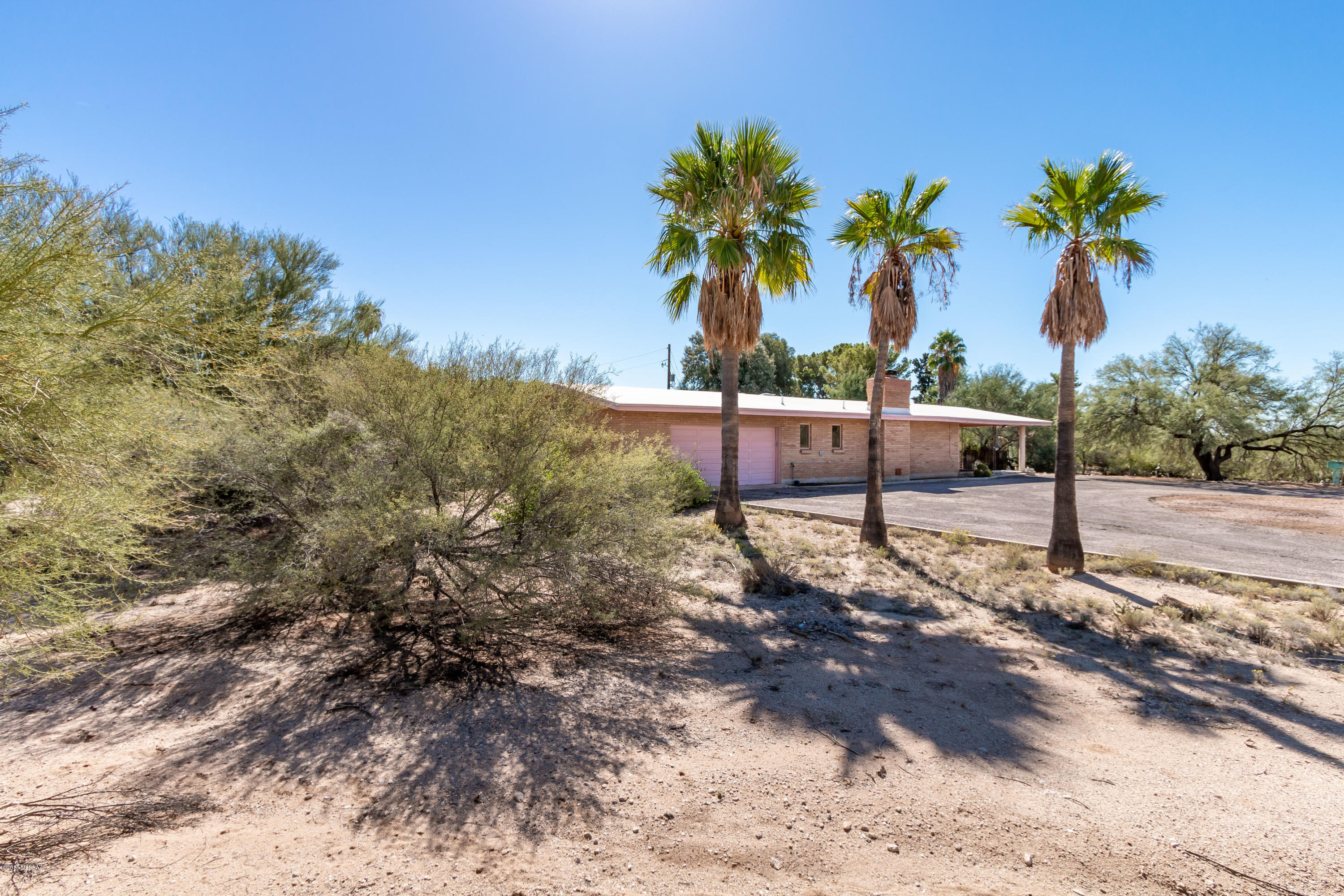 Los Arboles (1-20) - Residential
