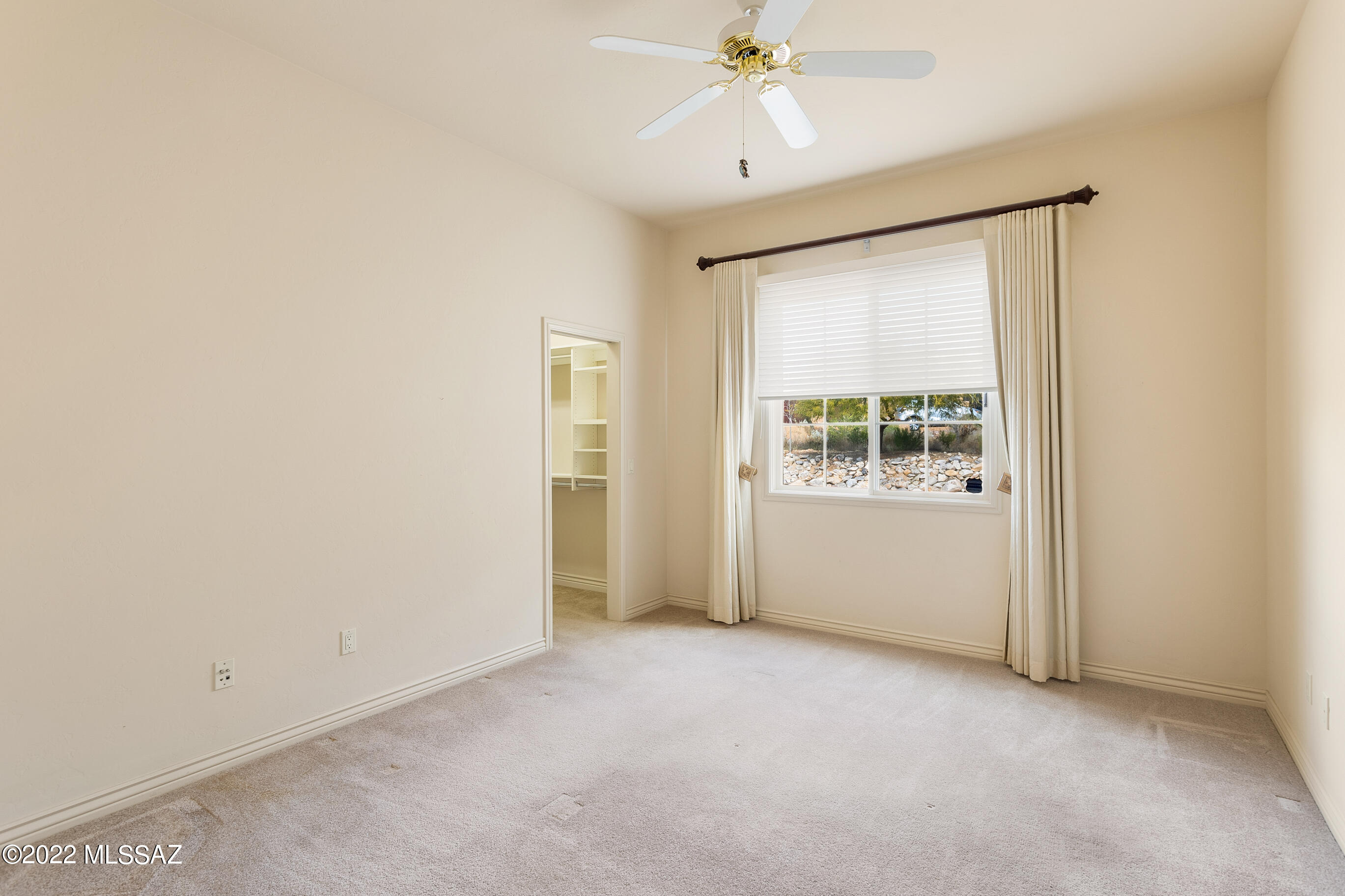 Honey Bee Ridge(The Estates At) - Residential