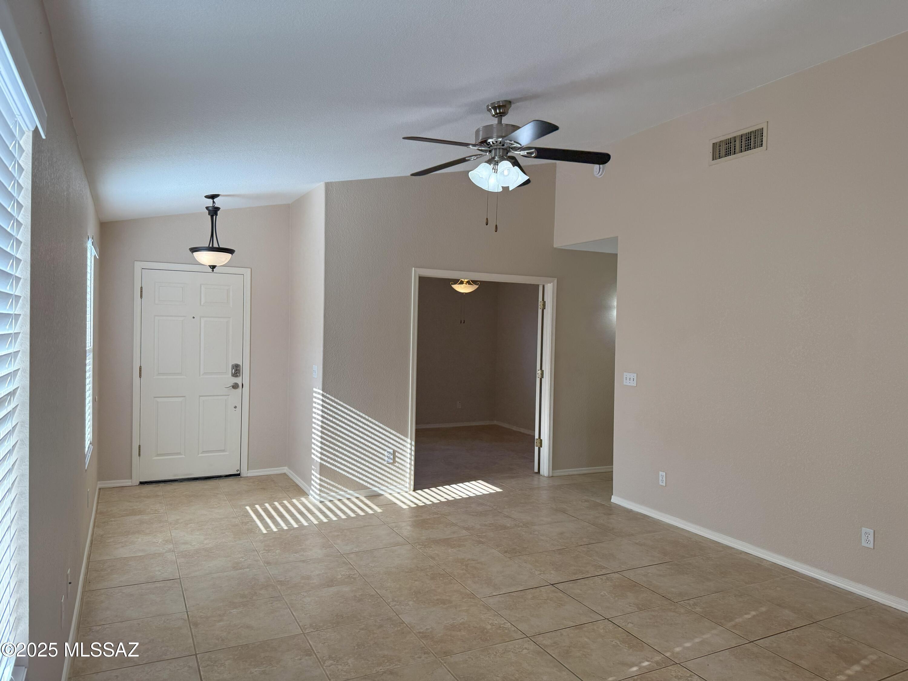 La Cholla Ridge (1-77) - Residential Lease