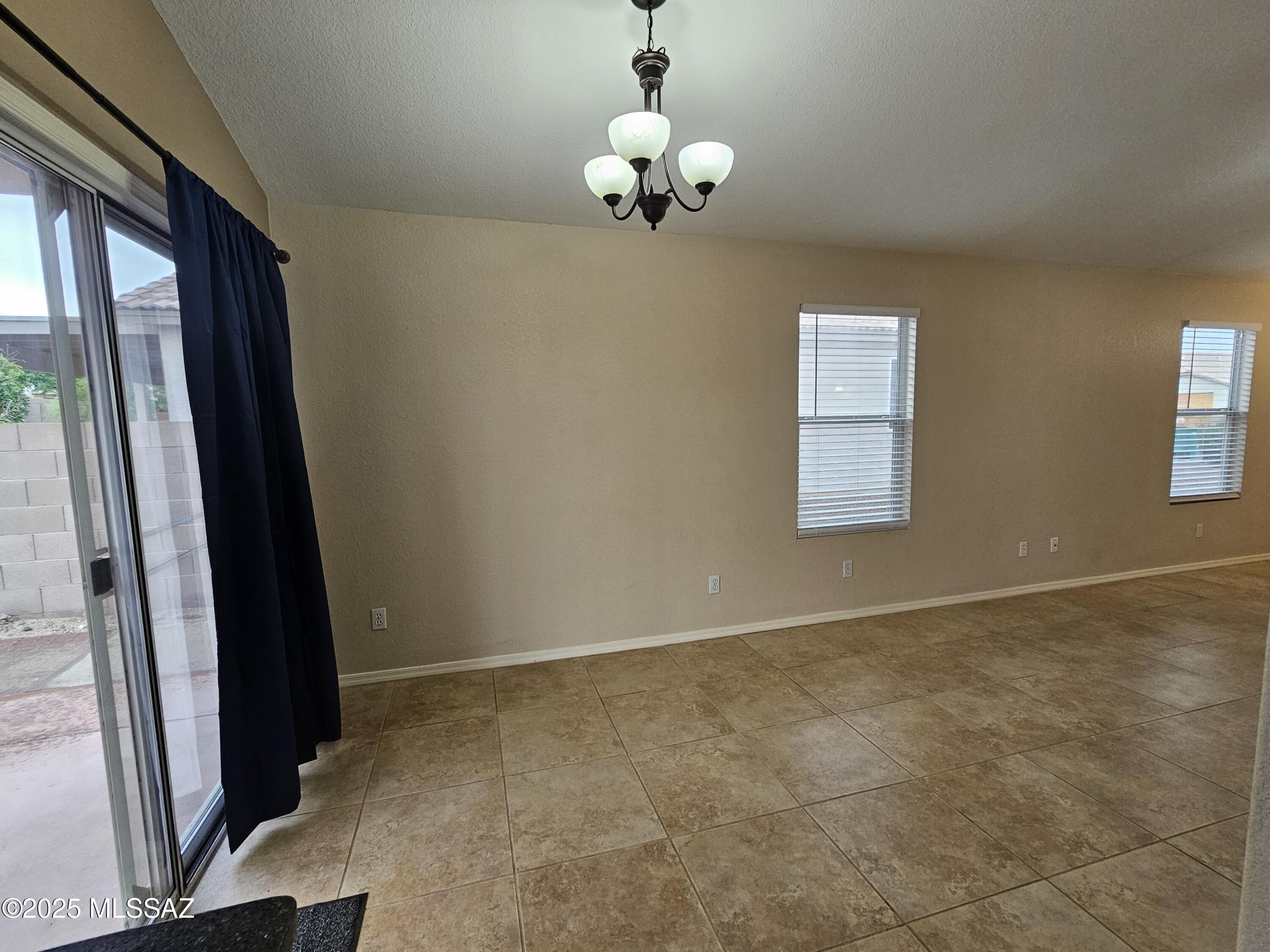 La Cholla Ridge (1-77) - Residential Lease