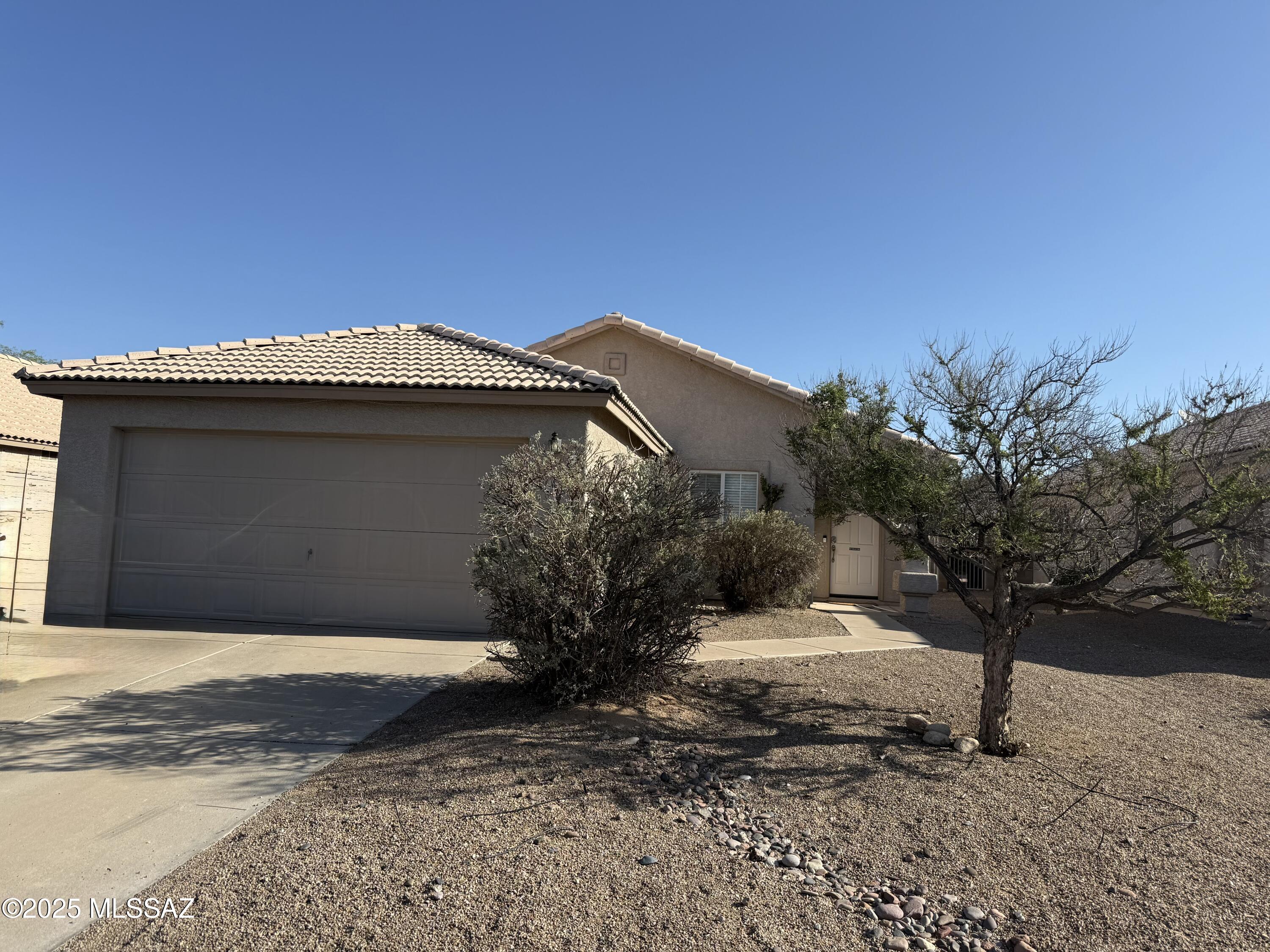 La Cholla Ridge (1-77) - Residential Lease