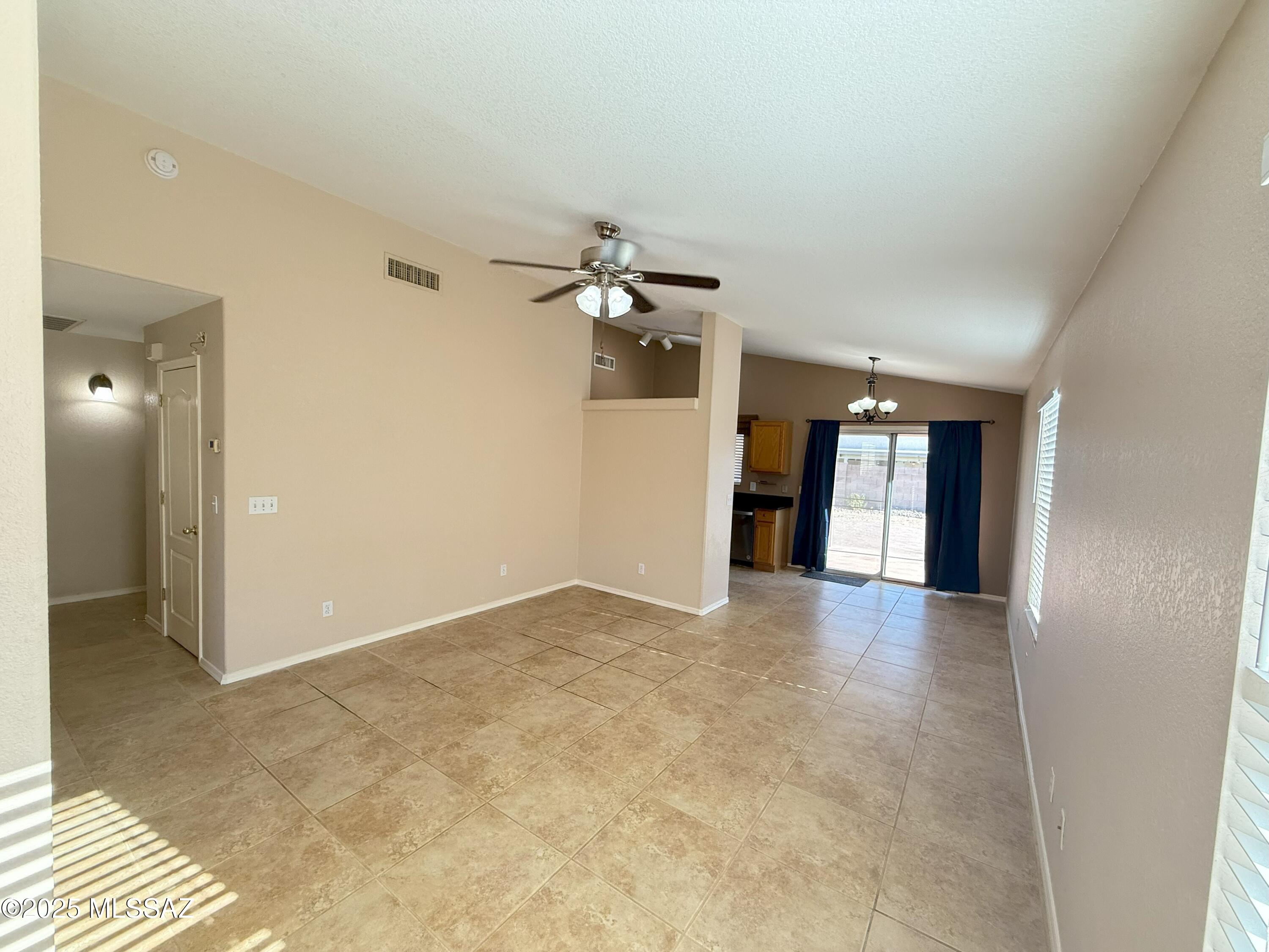 La Cholla Ridge (1-77) - Residential Lease