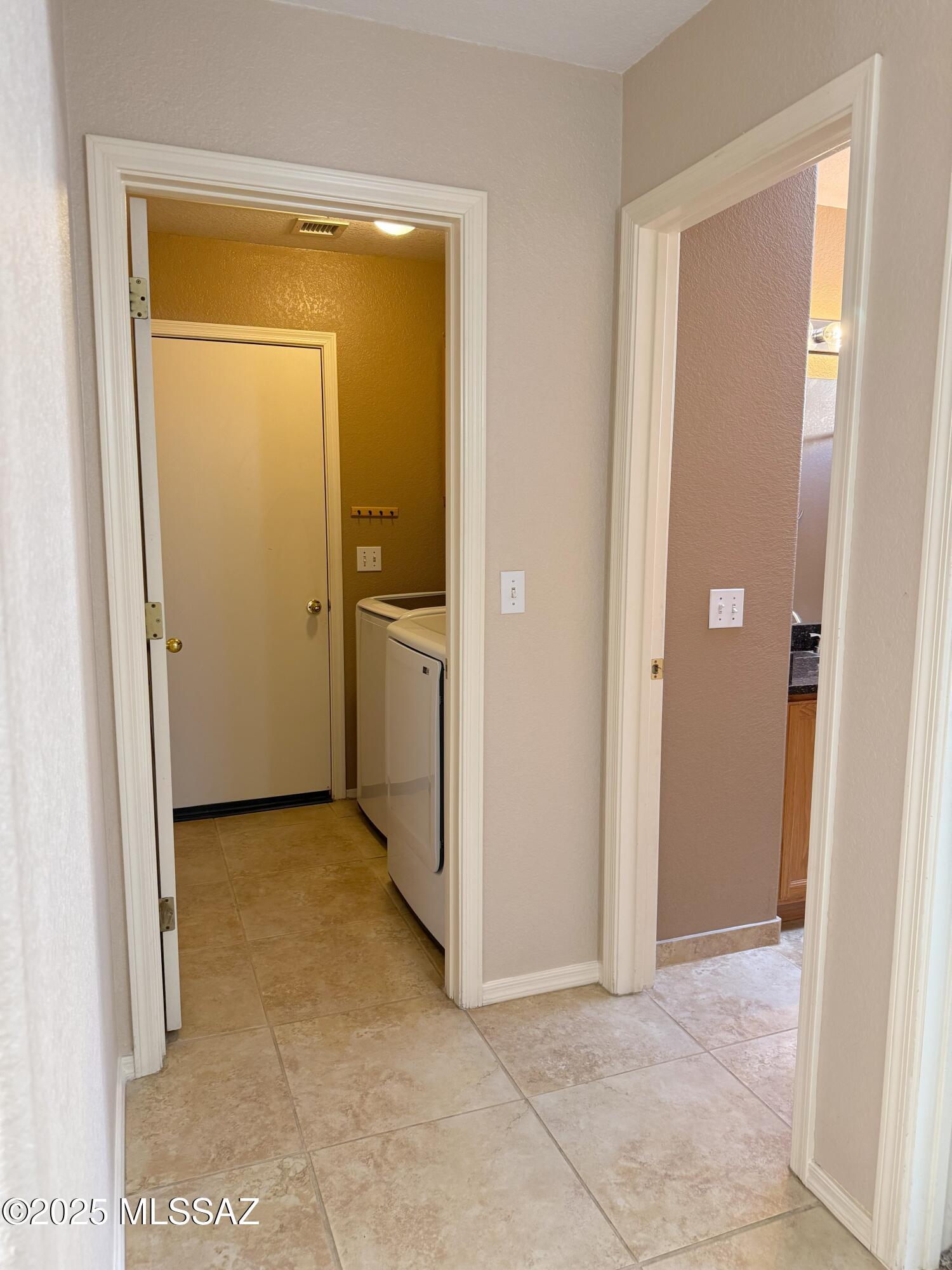La Cholla Ridge (1-77) - Residential Lease
