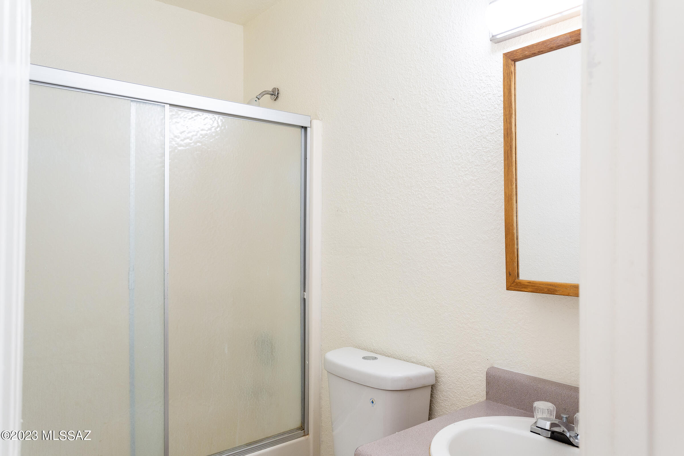 Rio Rico Ranchettes 18 - Residential Lease