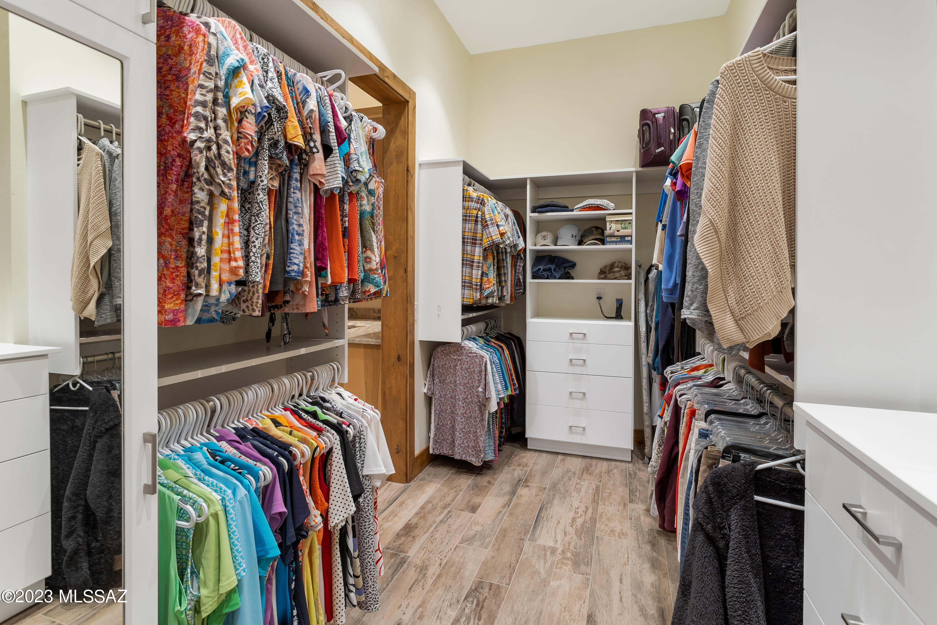 The Enclave At Stone Canyon V - Residential