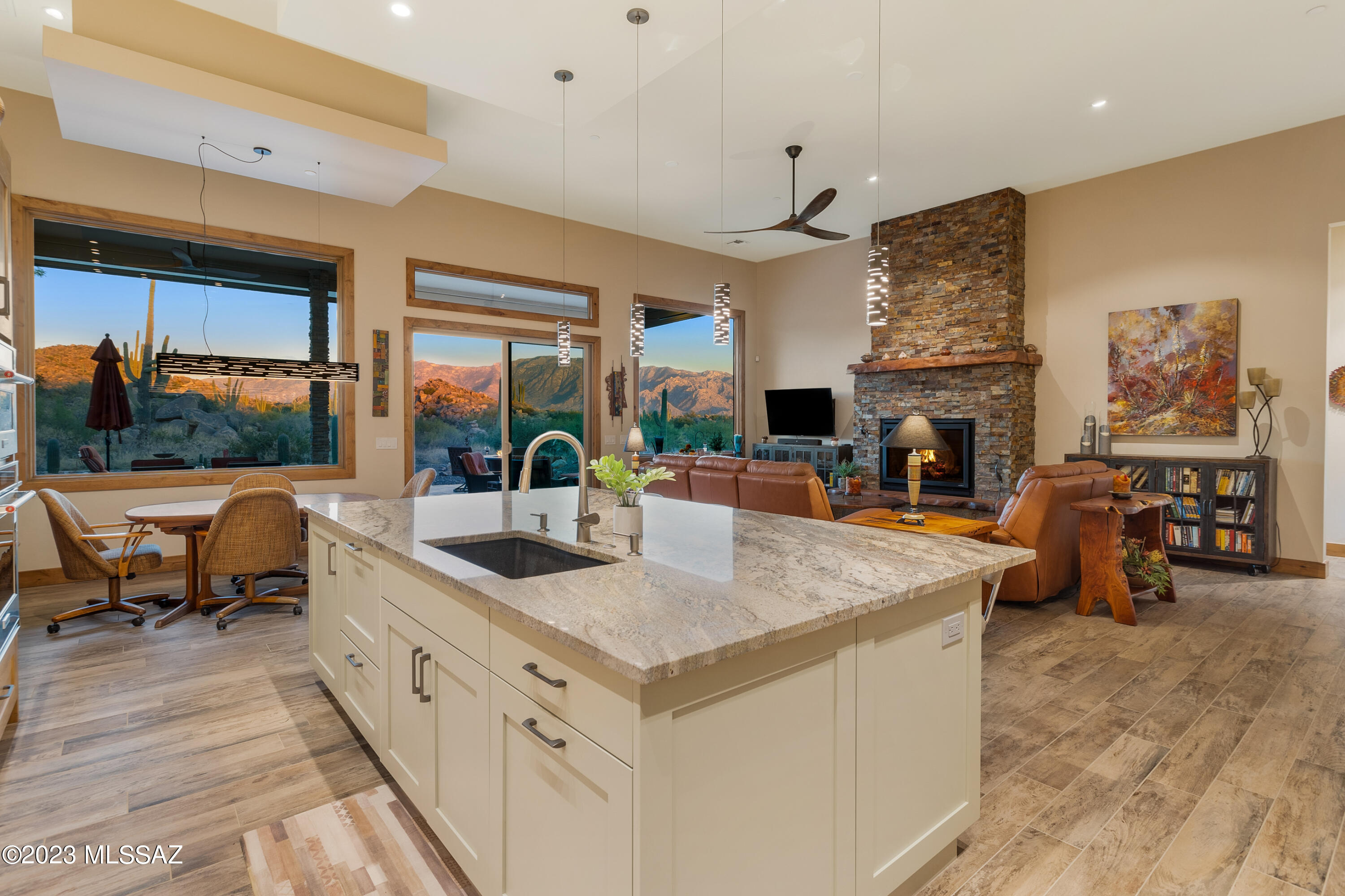 The Enclave At Stone Canyon V - Residential
