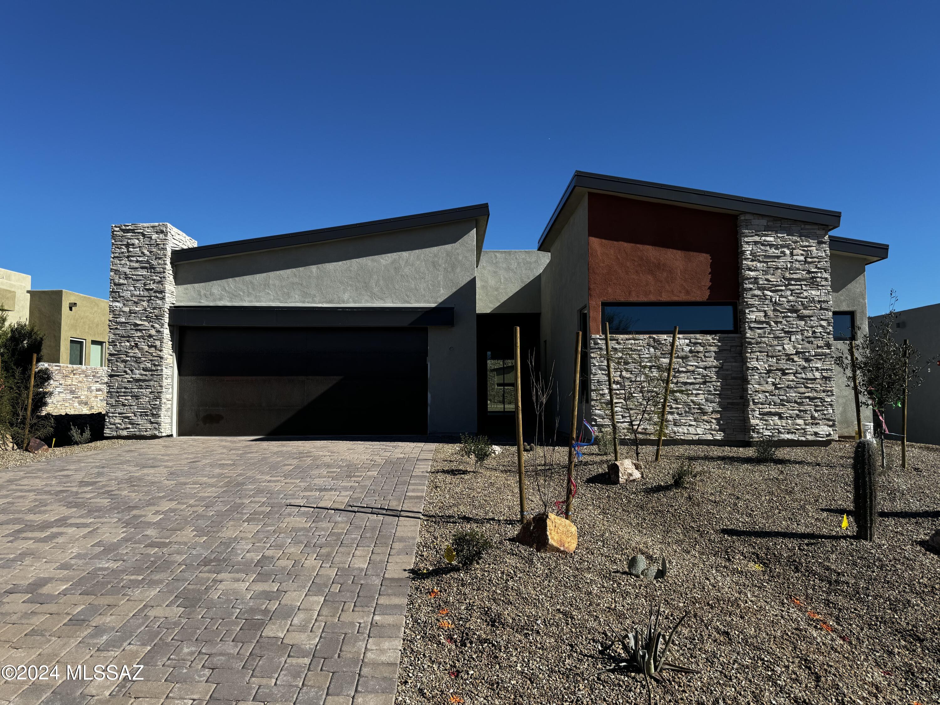 The Enclave At Stone Canyon V - Residential
