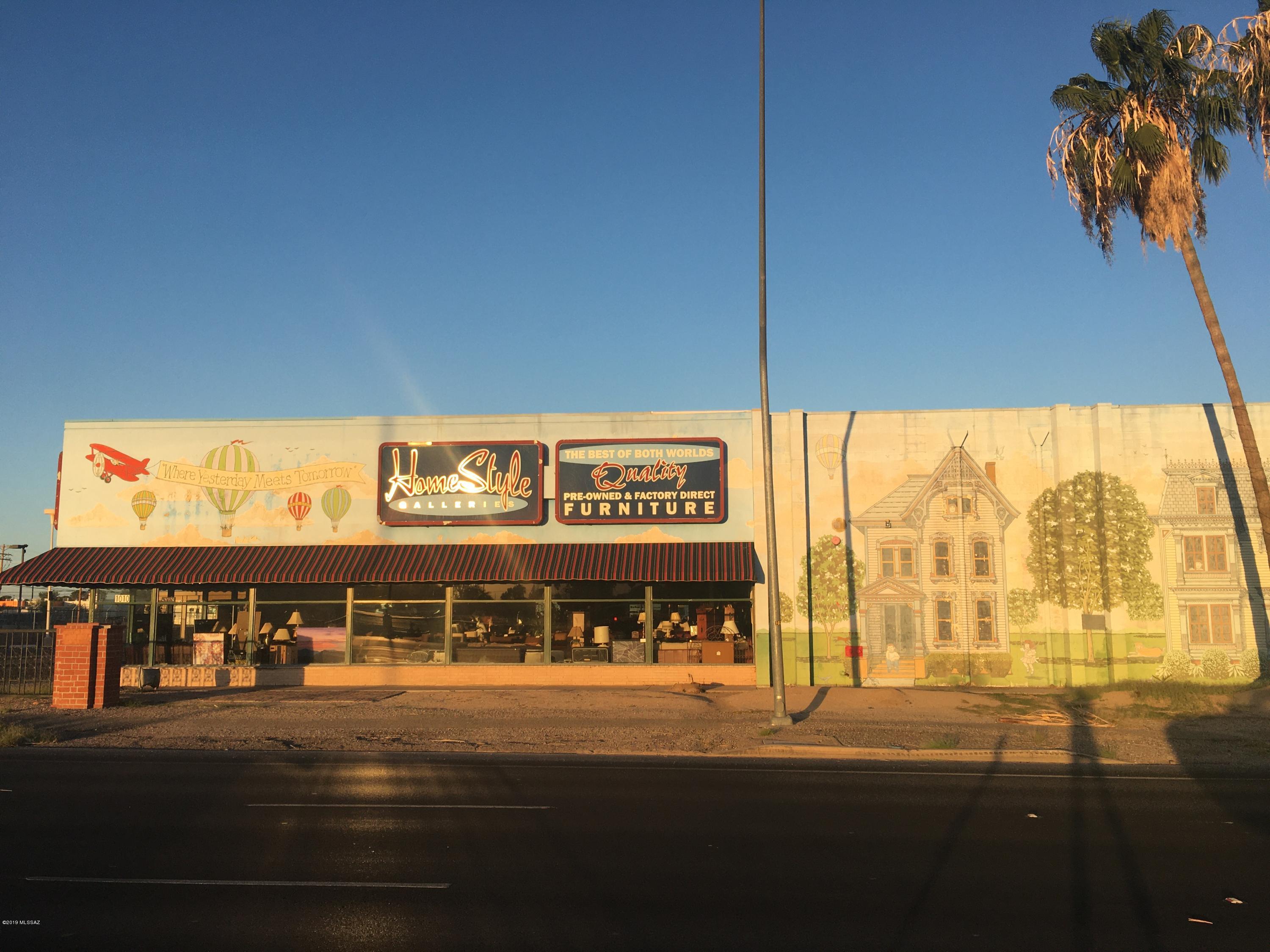 Large single tenant multi purpose building. Great retail frontage on major Tucson street. Large site is ideal for a business that requires additional parking. Good opportunity to renovate existing building for new retail space or re-development parcel.