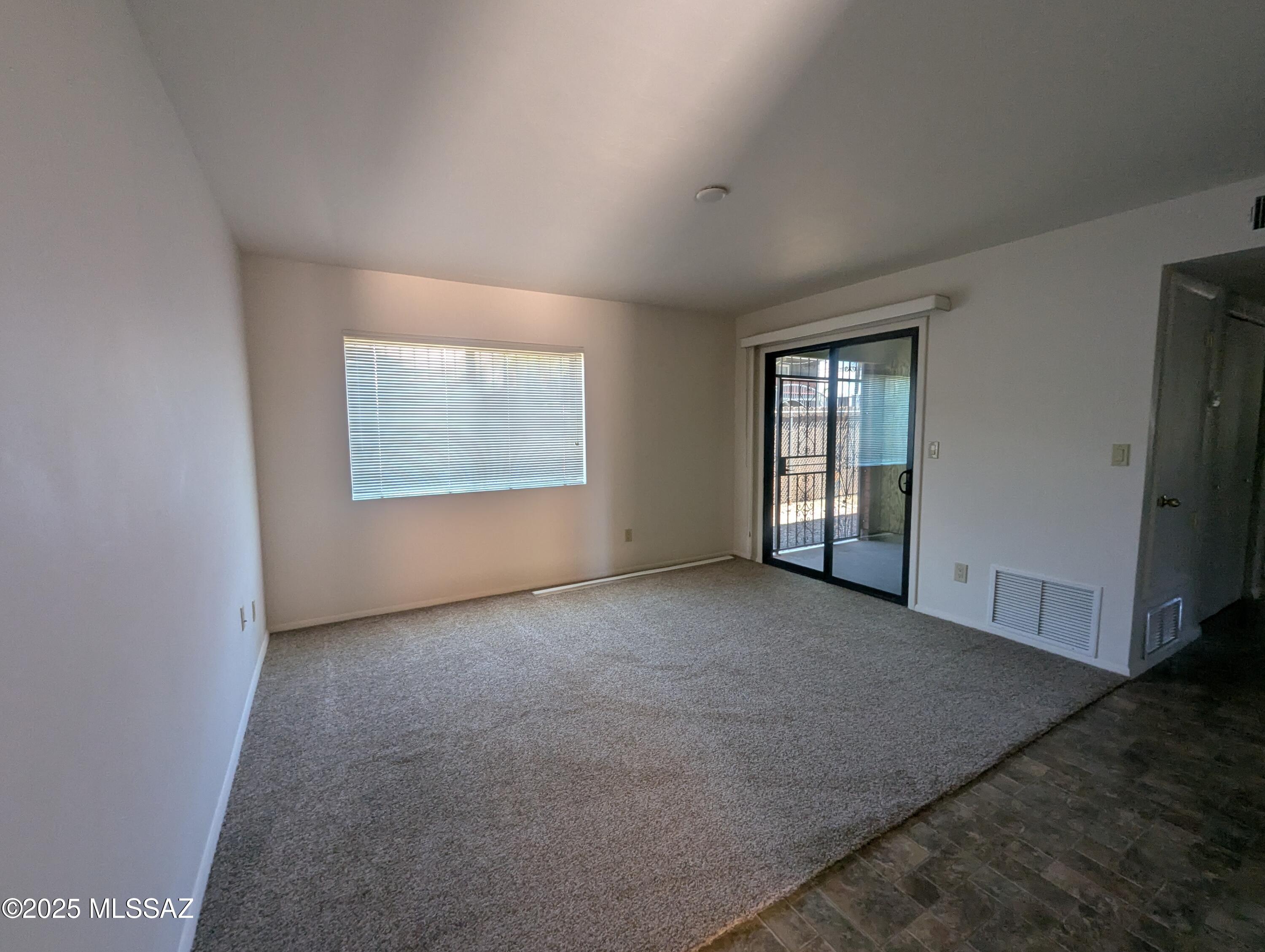 Columbus Park Condominiums (1-60) - Residential Lease