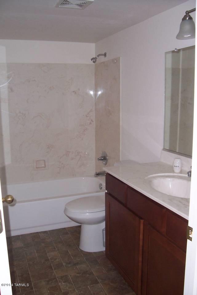 Columbus Park Condominiums (1-60) - Residential Lease