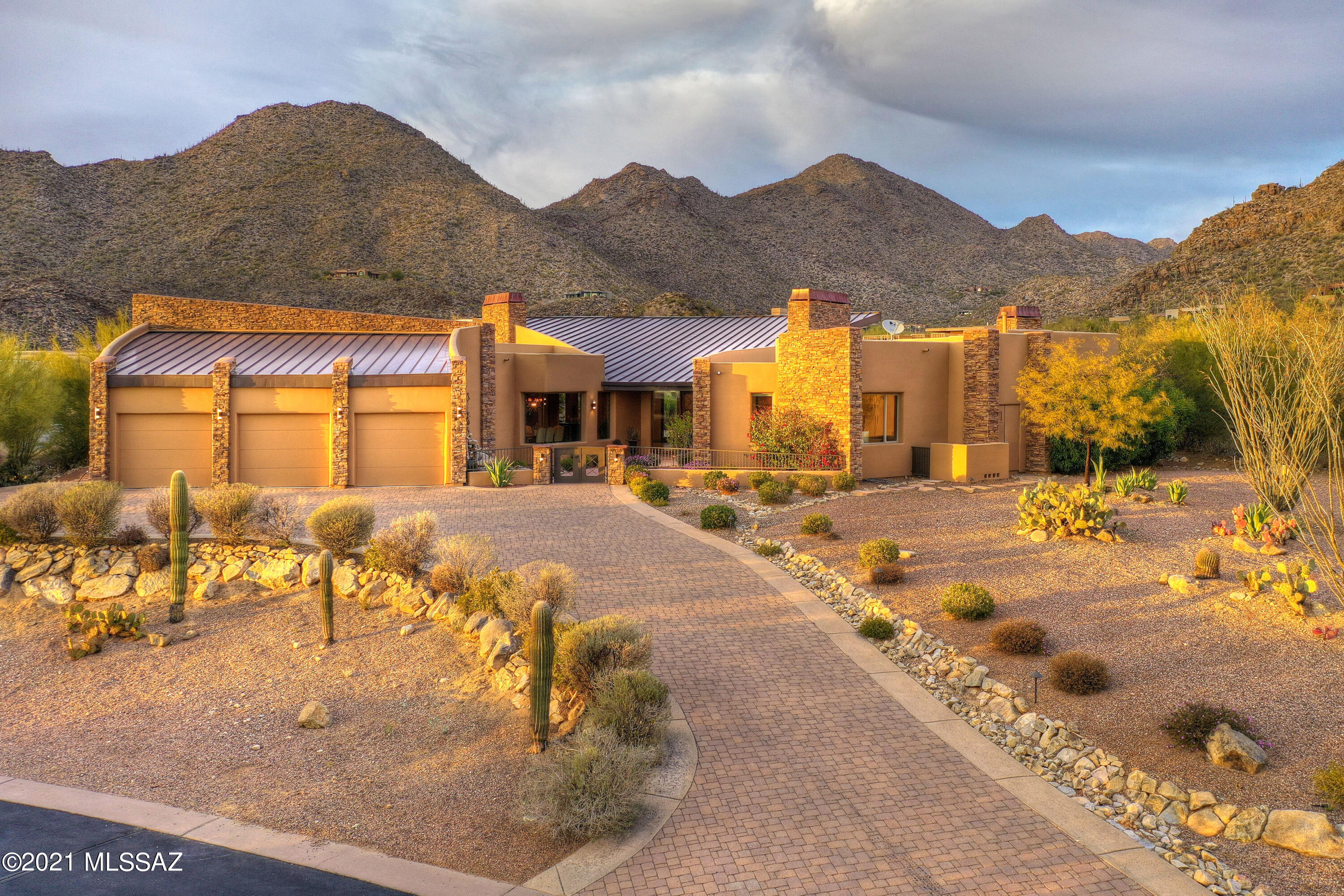 Canyon Pass At Dove Mountain - Residential