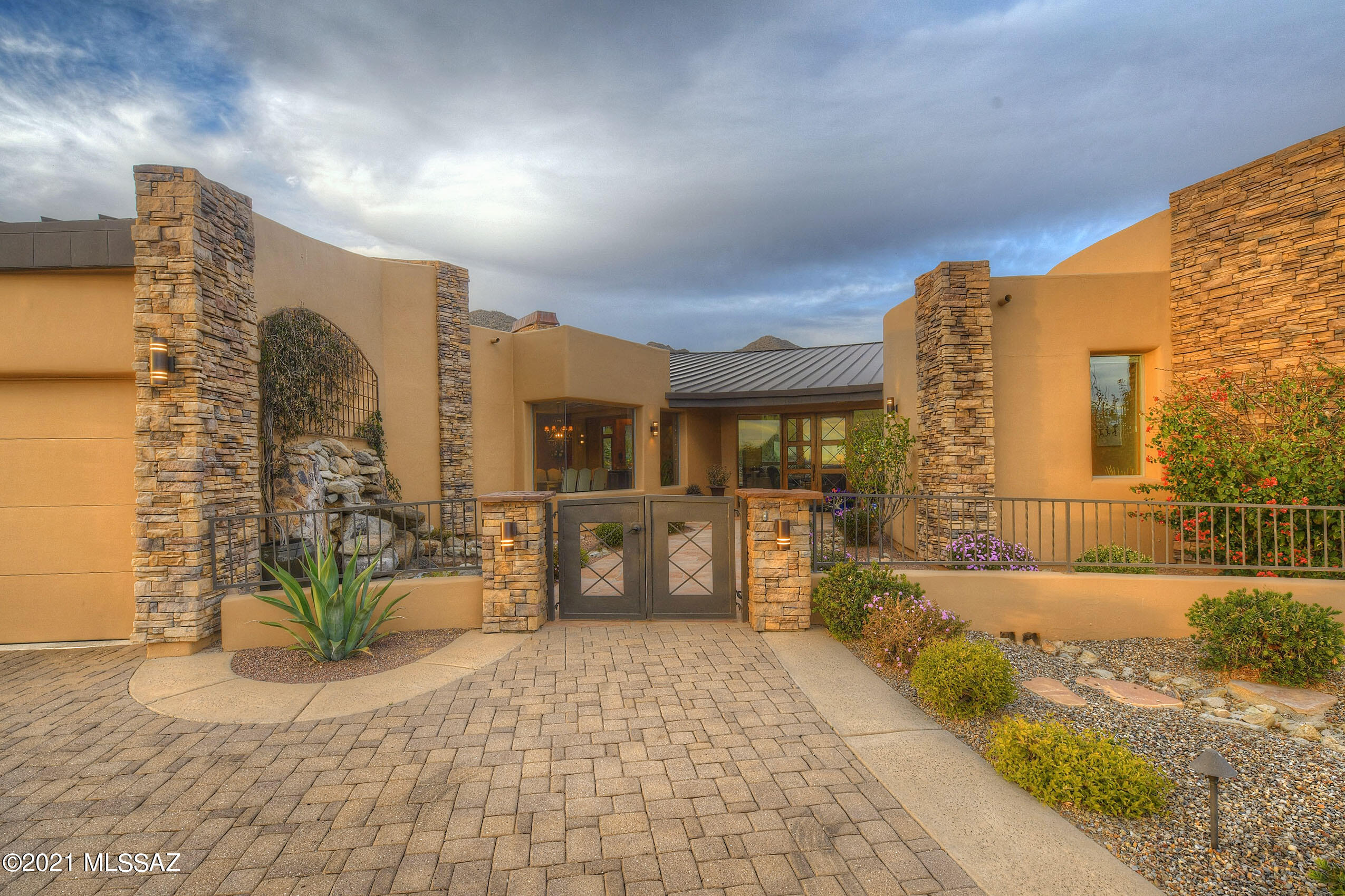 Canyon Pass At Dove Mountain - Residential
