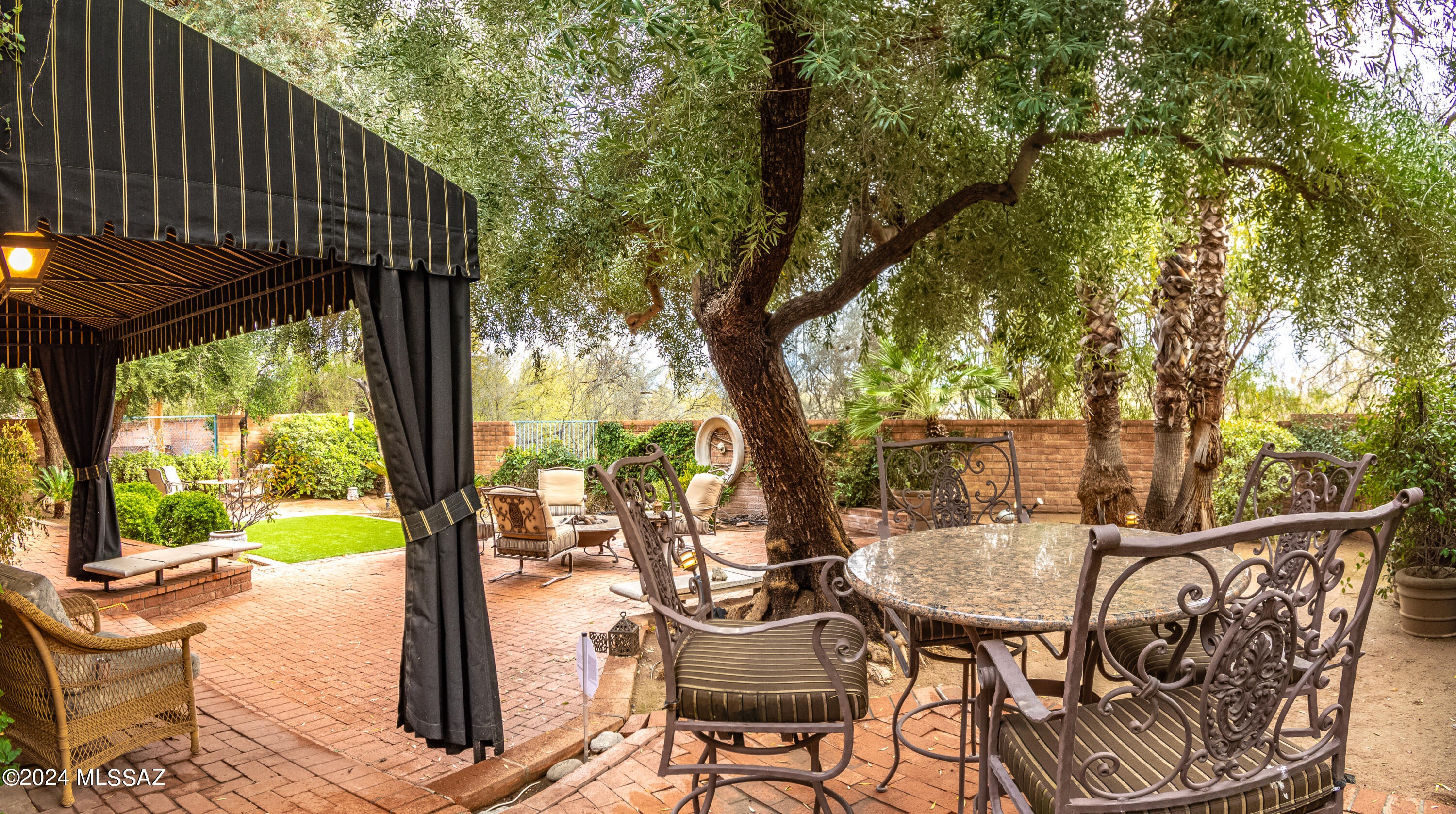 Riverbend - Sabino Canyon Road  (1-97) - Residential