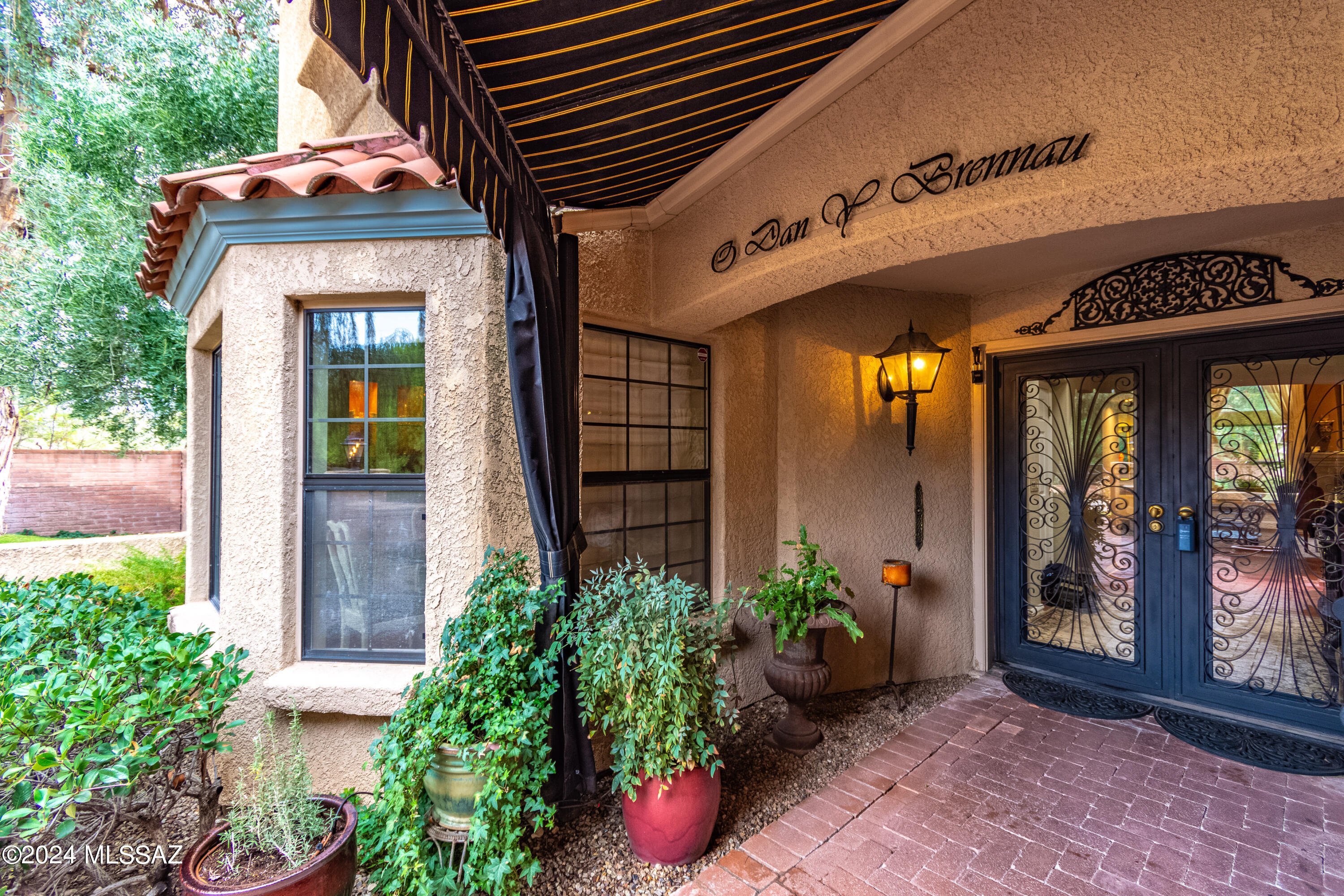 Riverbend - Sabino Canyon Road  (1-97) - Residential