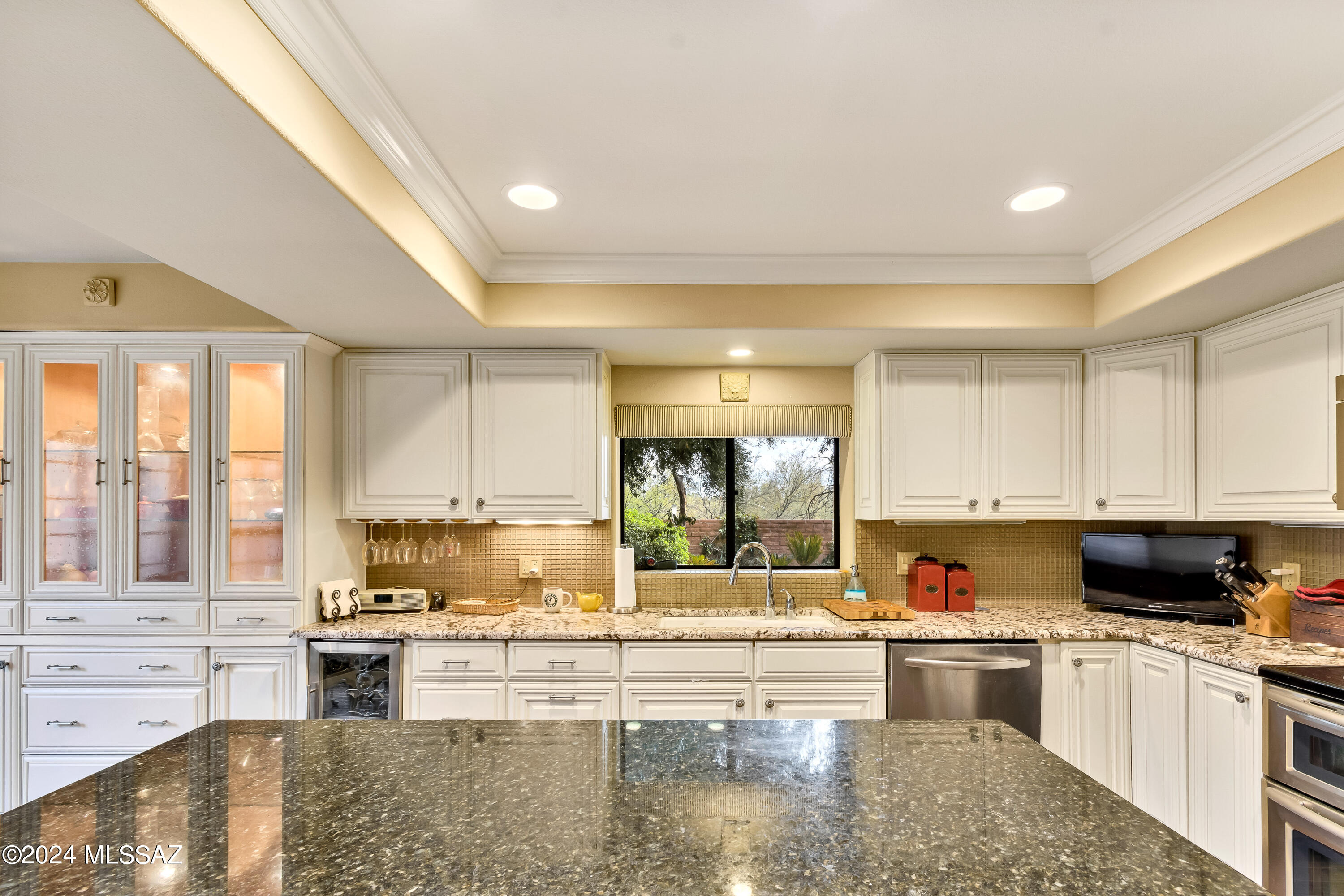 Riverbend - Sabino Canyon Road  (1-97) - Residential