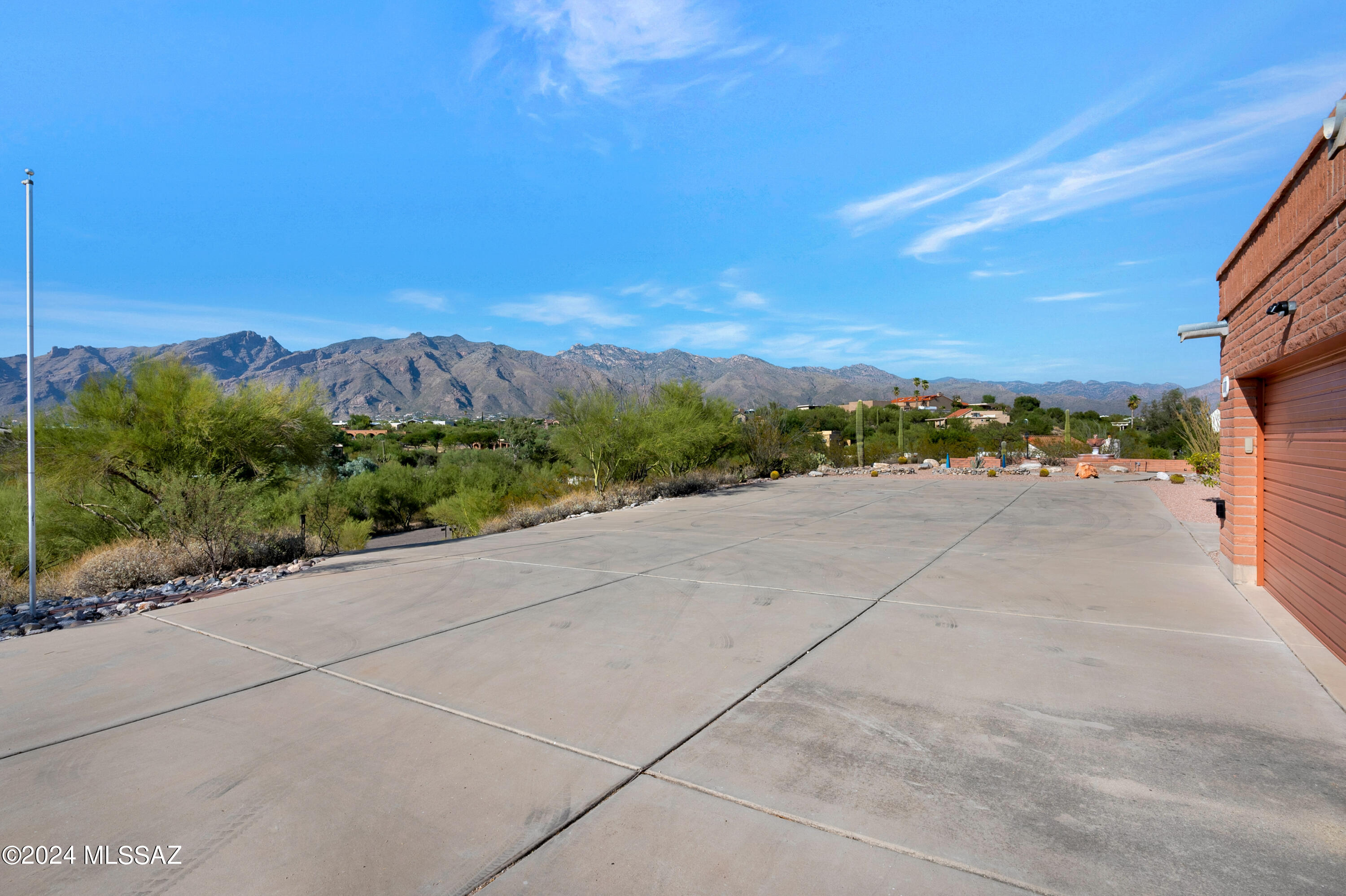 Heatherwood Hills (73-277) - Residential