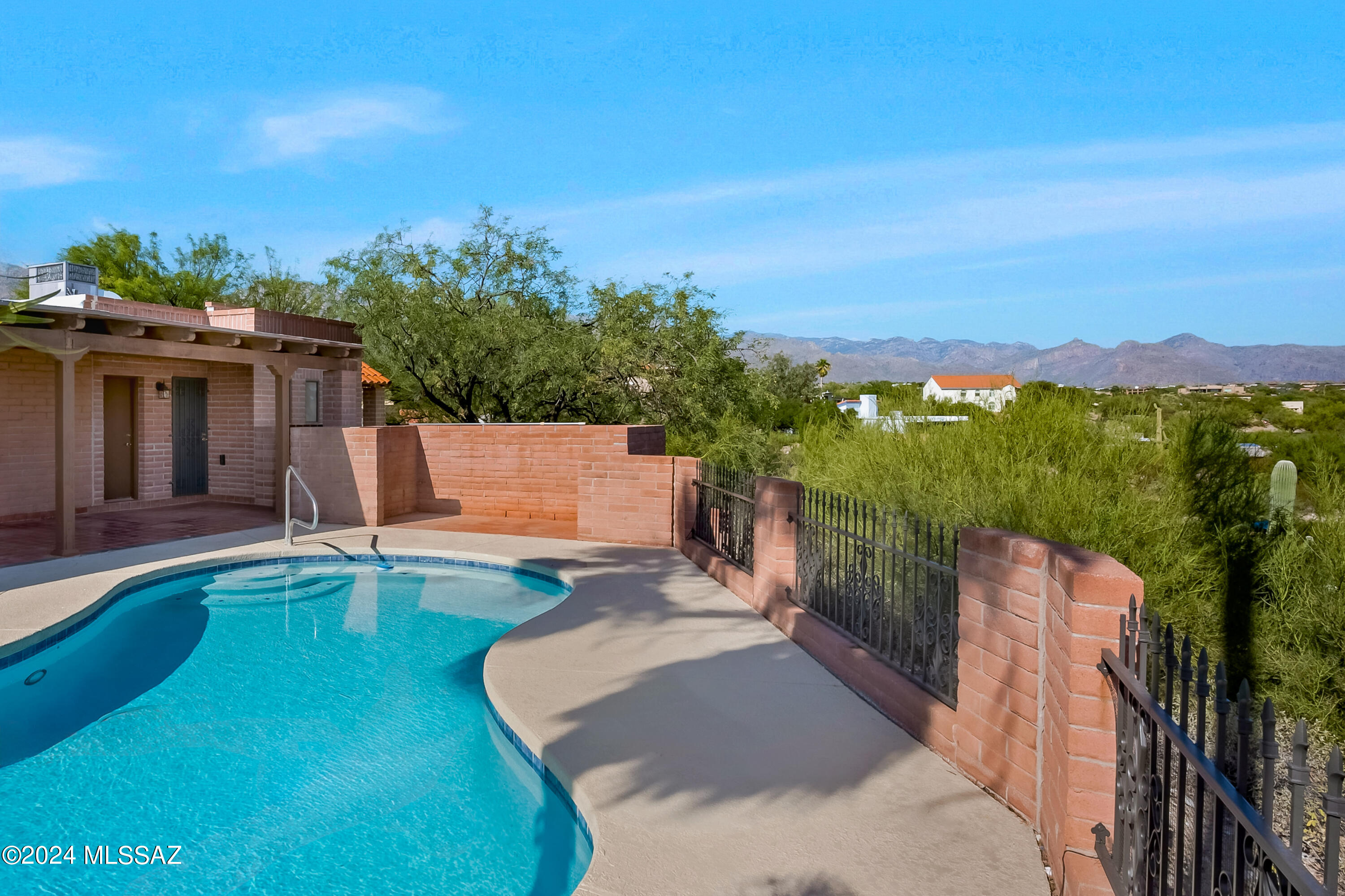Heatherwood Hills (73-277) - Residential
