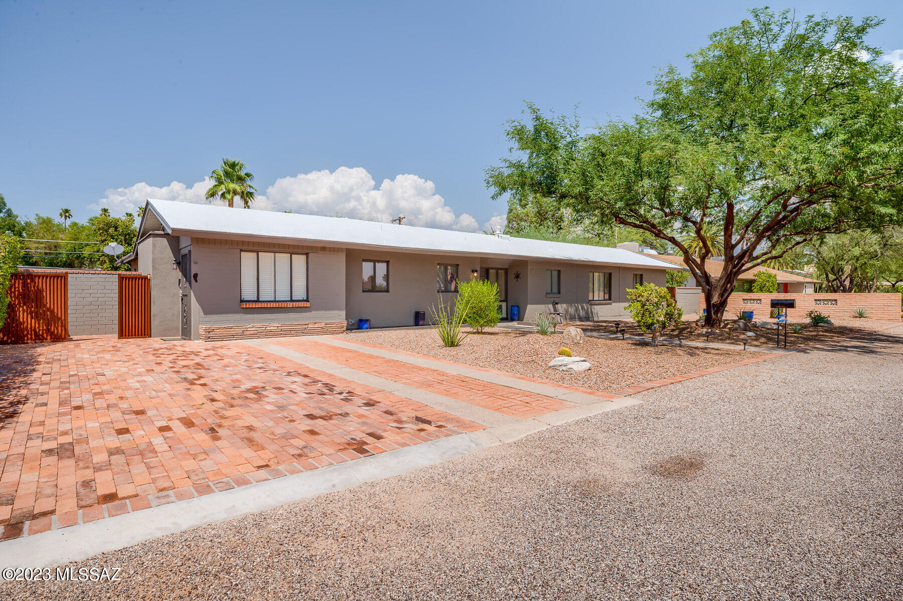 Country Club Heights - Residential