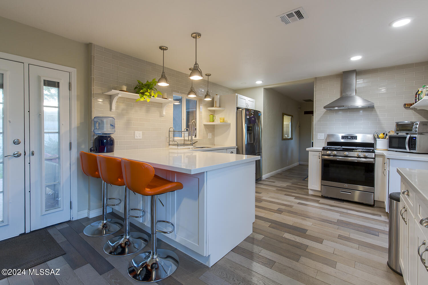 Broadway Manor - Residential