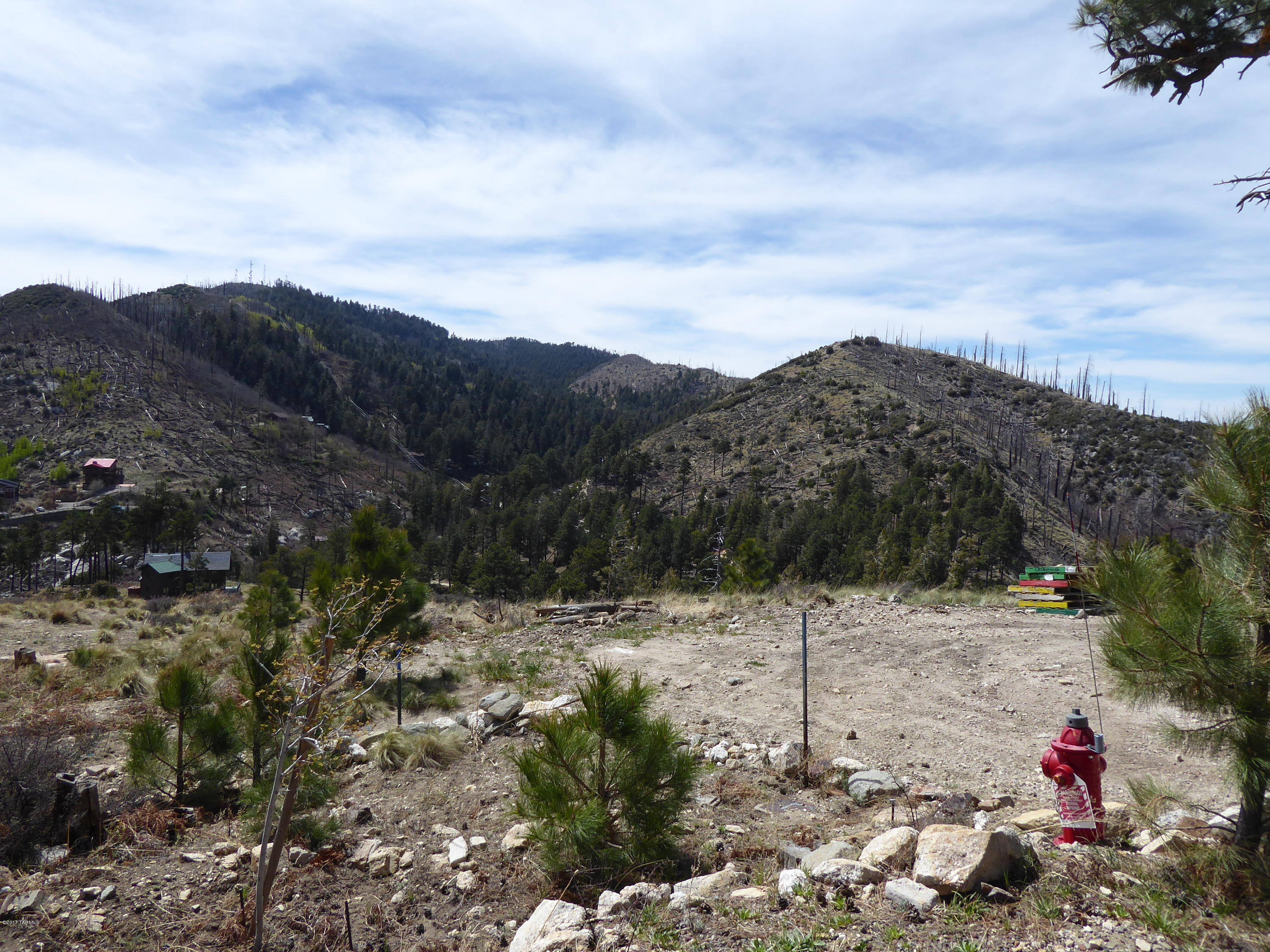 Loma Sabino Pines - Residential