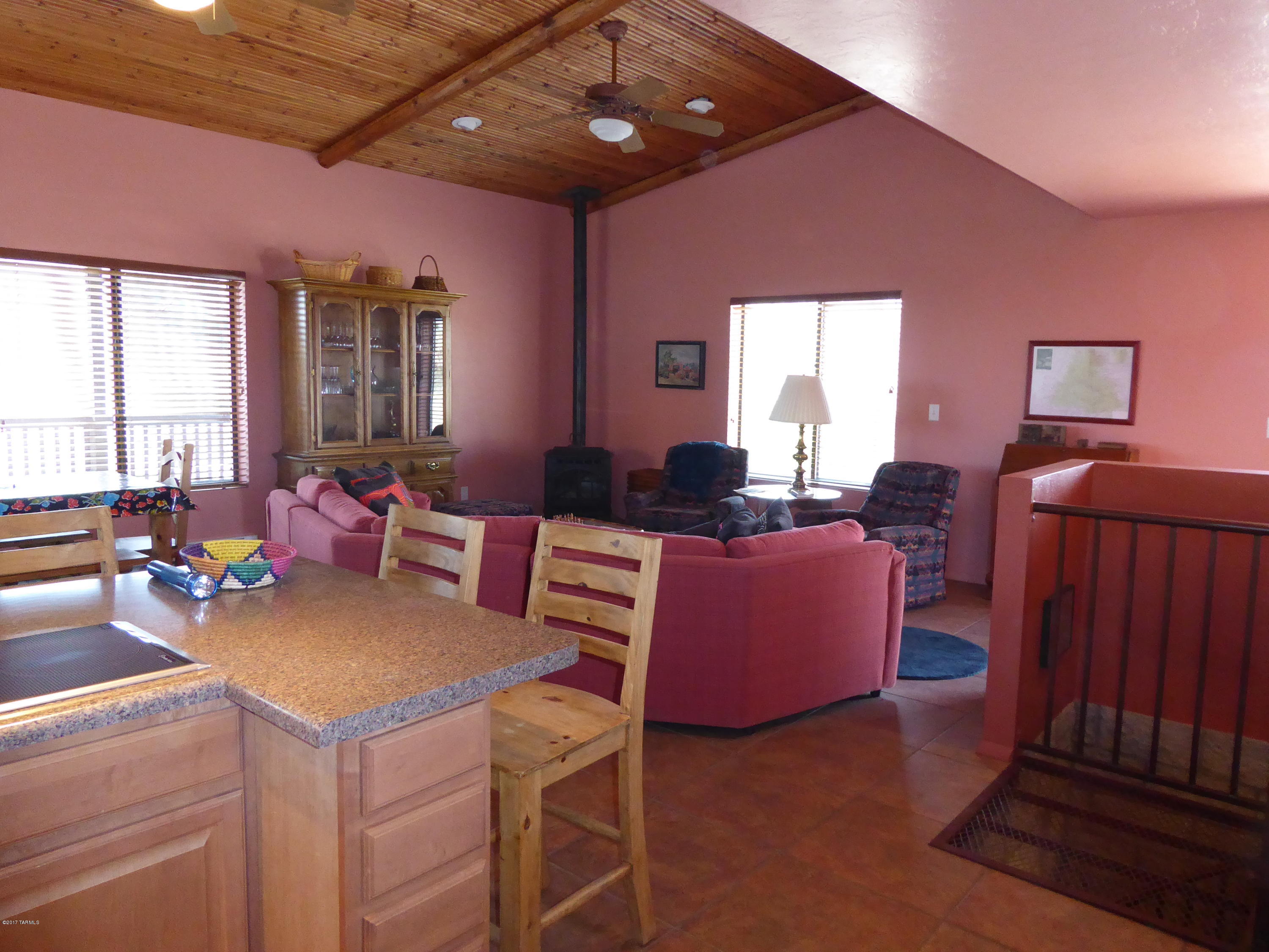 Loma Sabino Pines - Residential