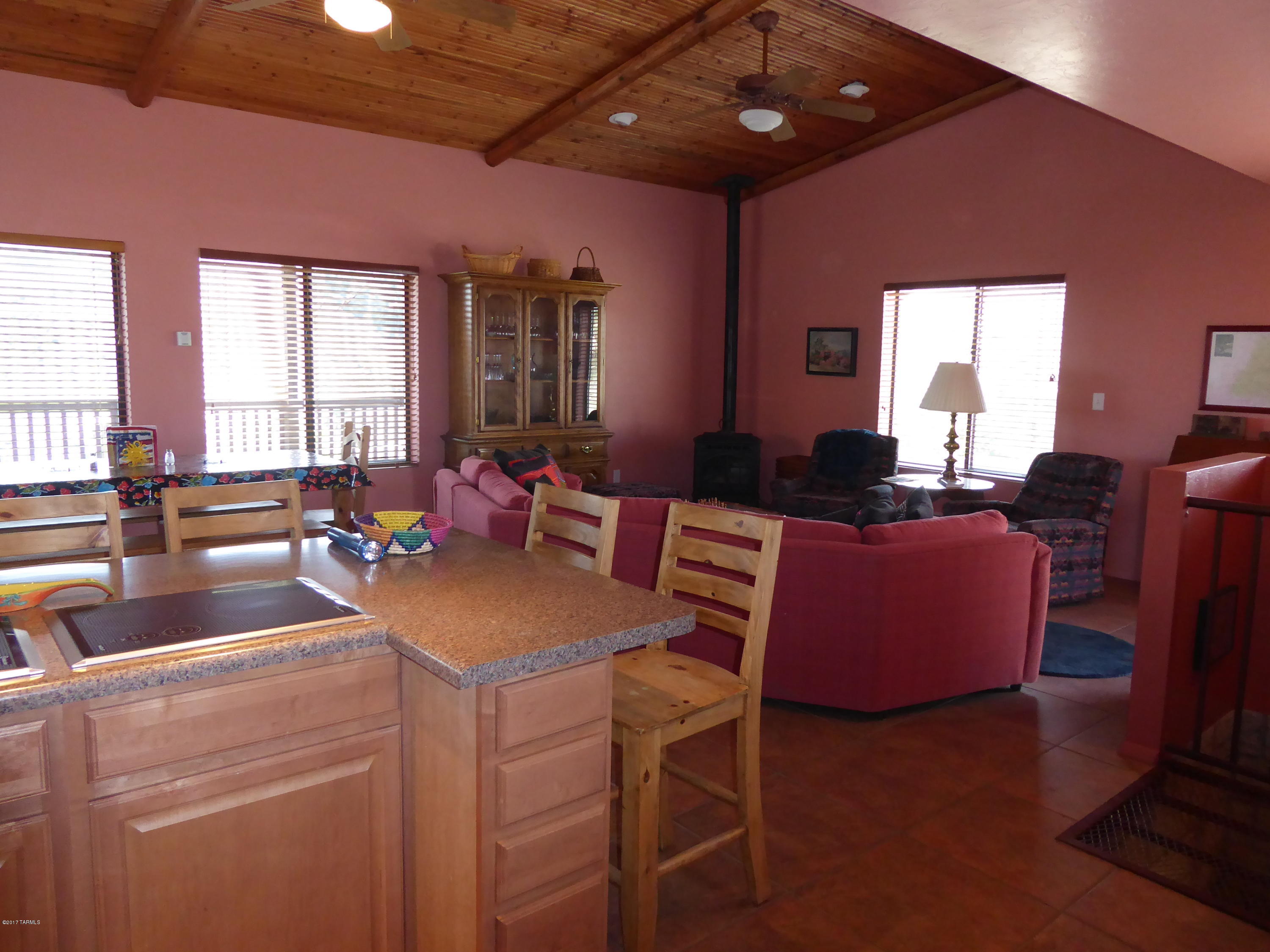 Loma Sabino Pines - Residential