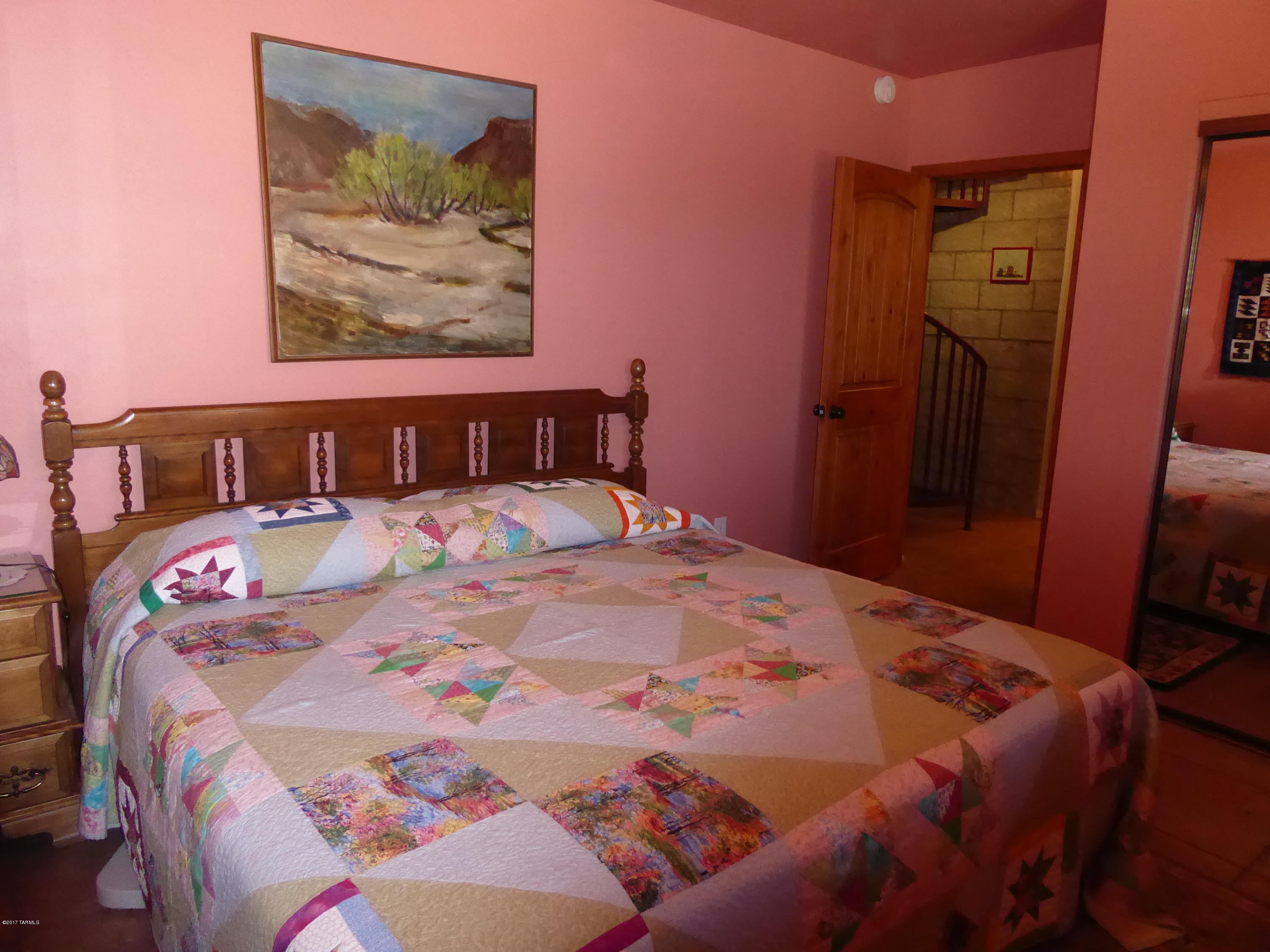 Loma Sabino Pines - Residential