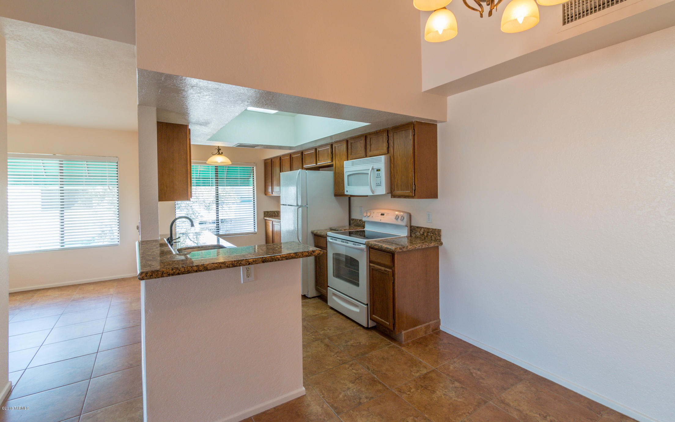 Summertree Condominiums (1-224) - Residential