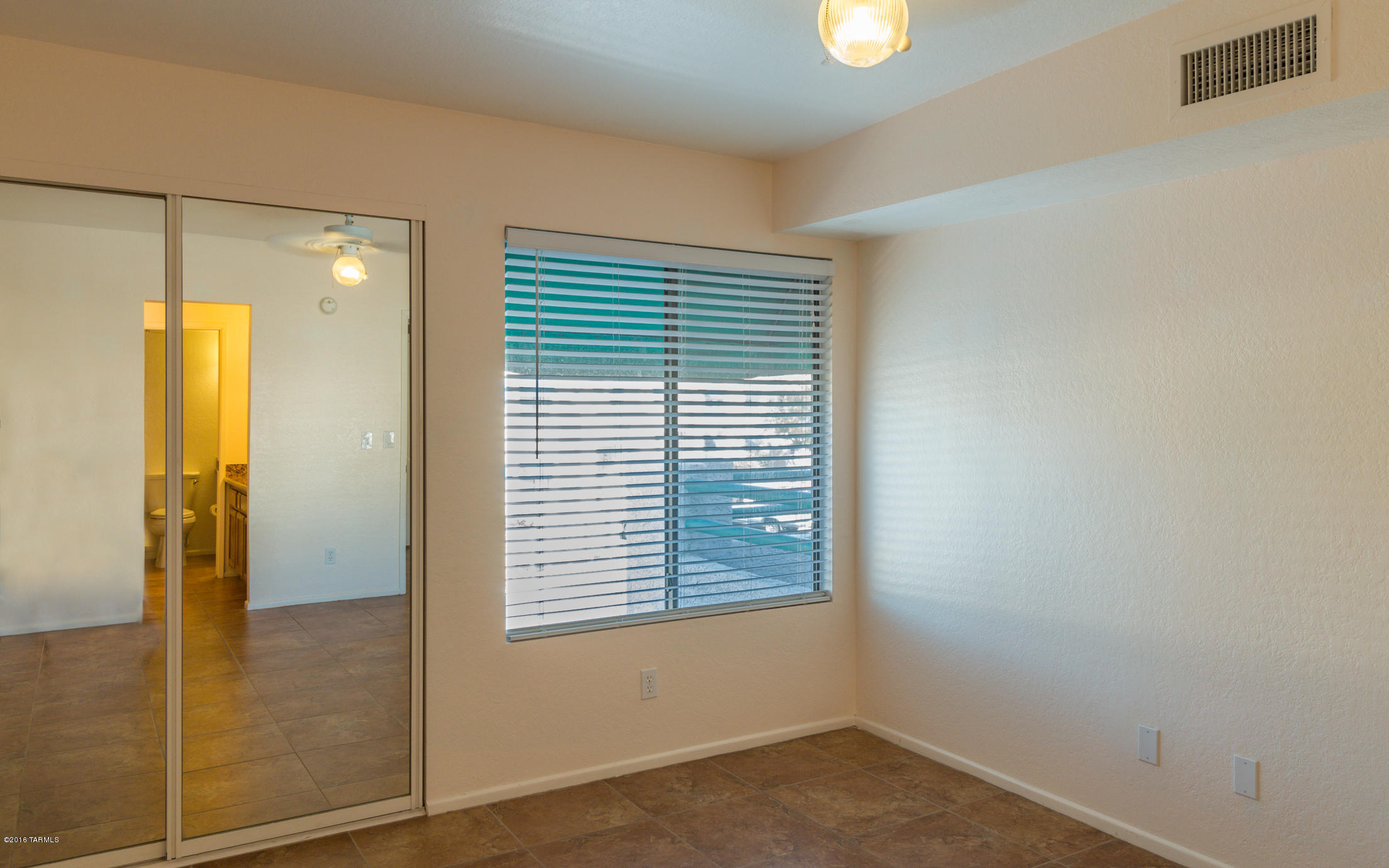 Summertree Condominiums (1-224) - Residential