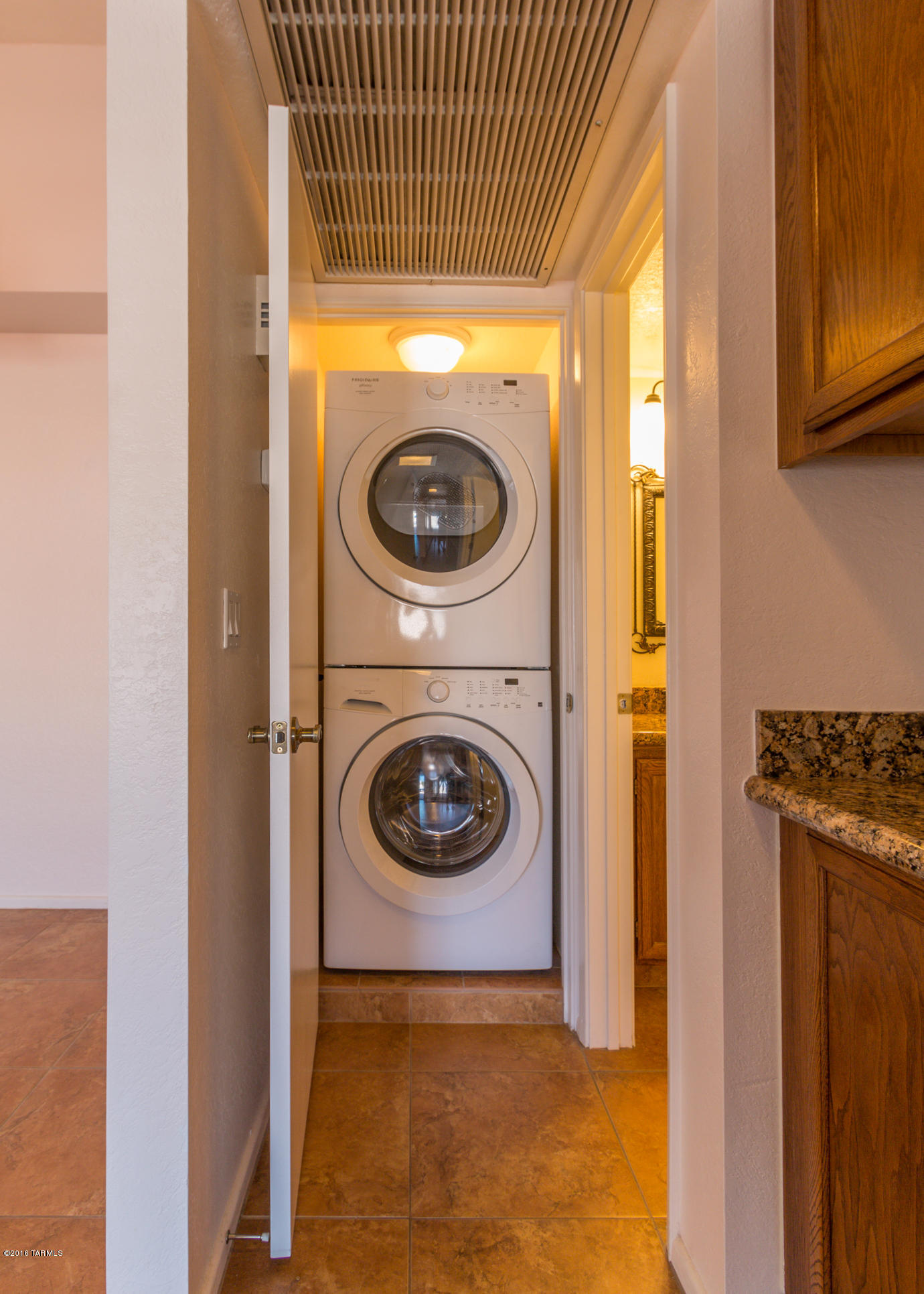 Summertree Condominiums (1-224) - Residential