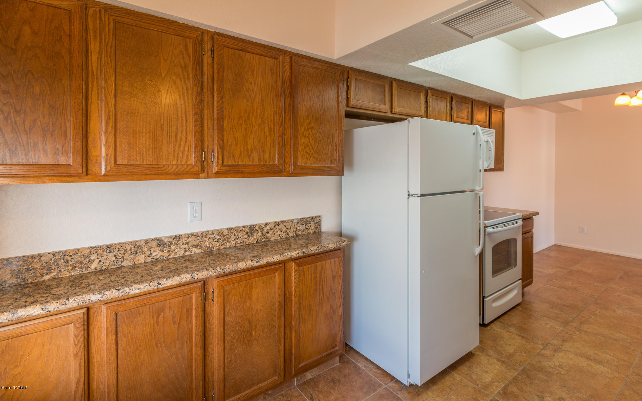 Summertree Condominiums (1-224) - Residential