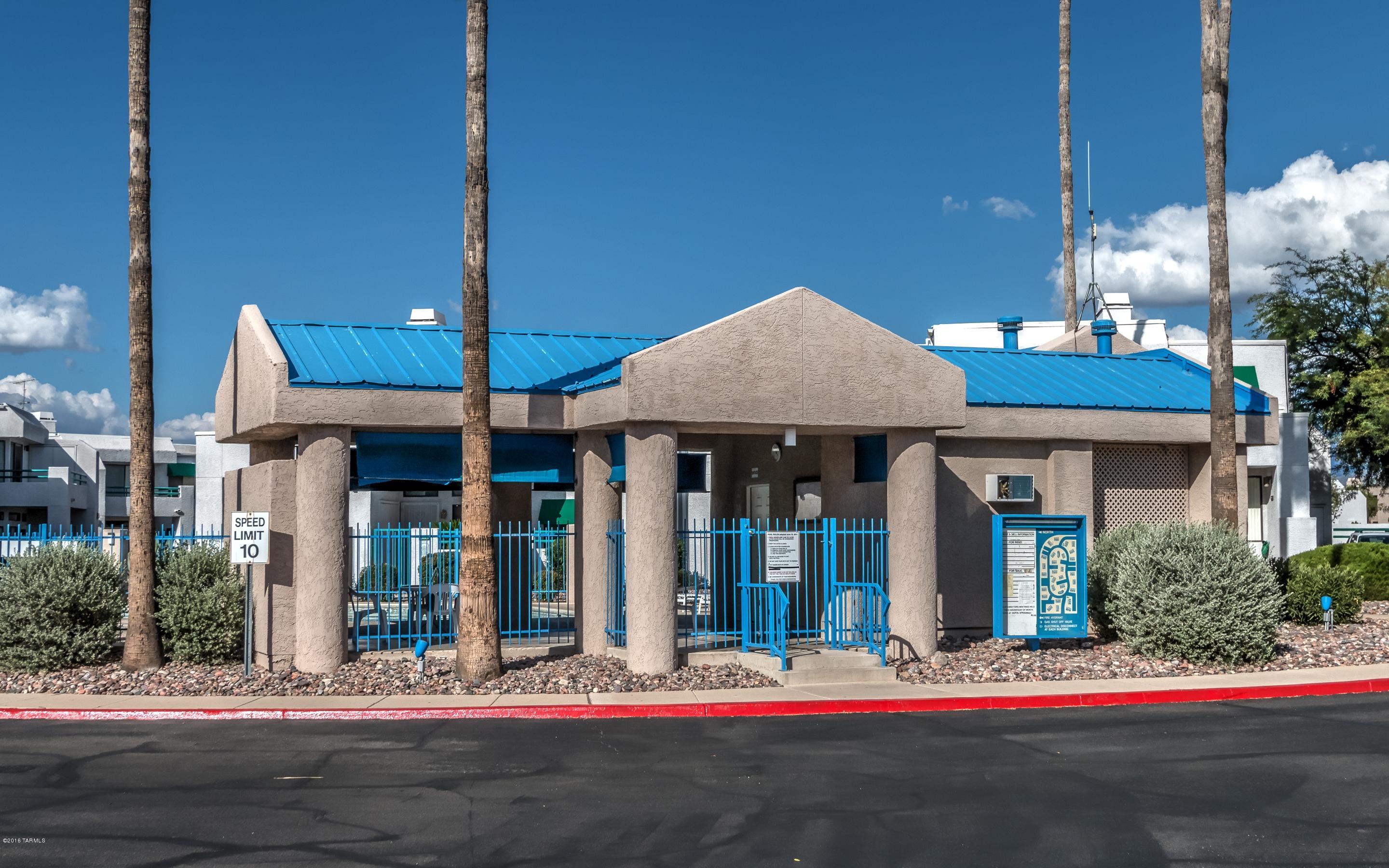 Summertree Condominiums (1-224) - Residential