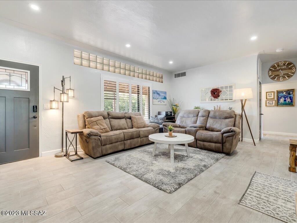 Broadmoor - Residential