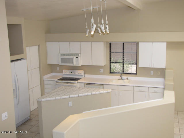 River At North Campbell (1-59) - Residential Lease