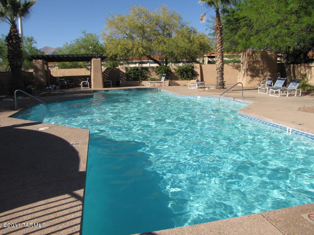 River At North Campbell (1-59) - Residential Lease