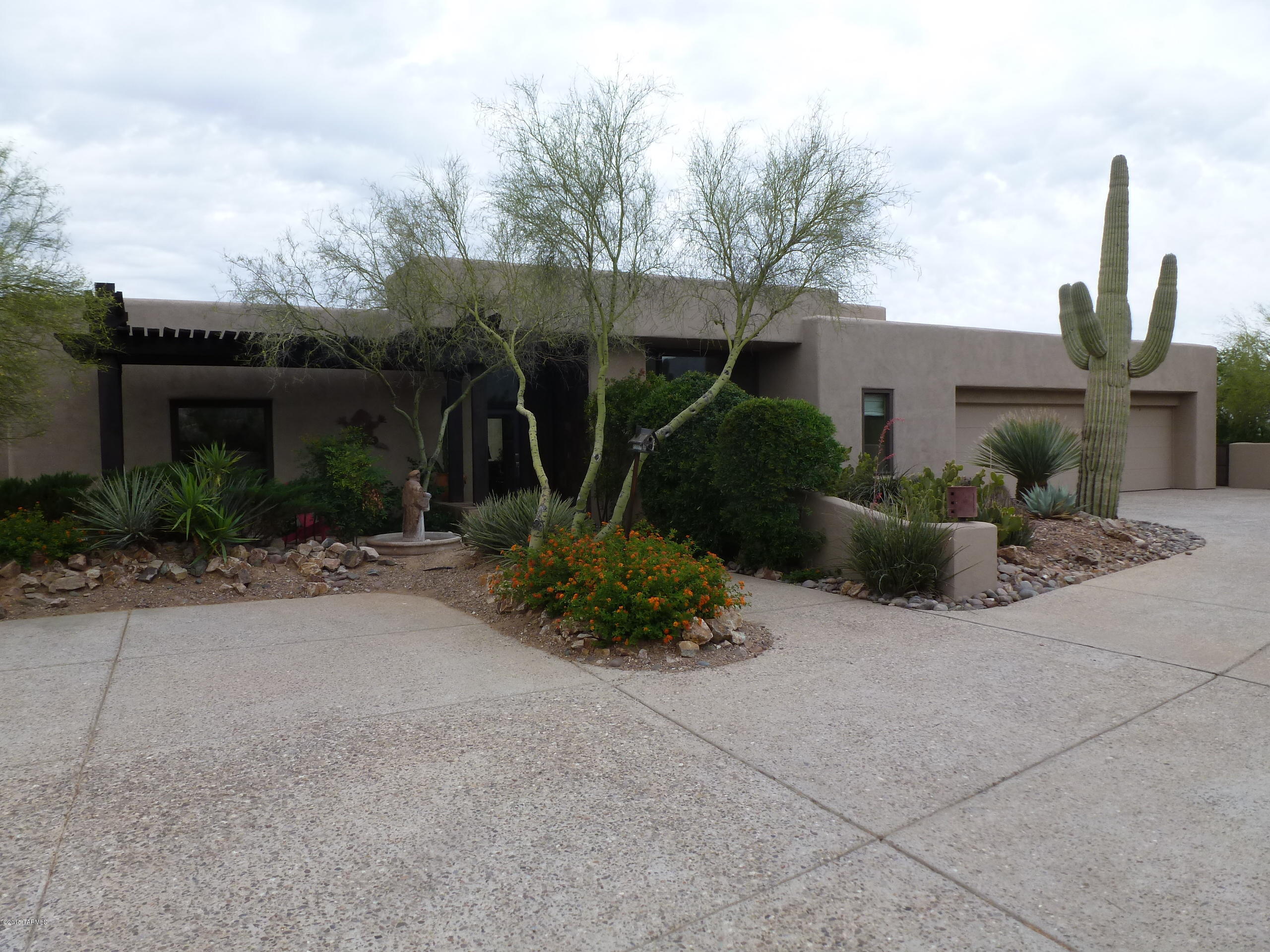 Village On Hacienda Del Sol - Residential