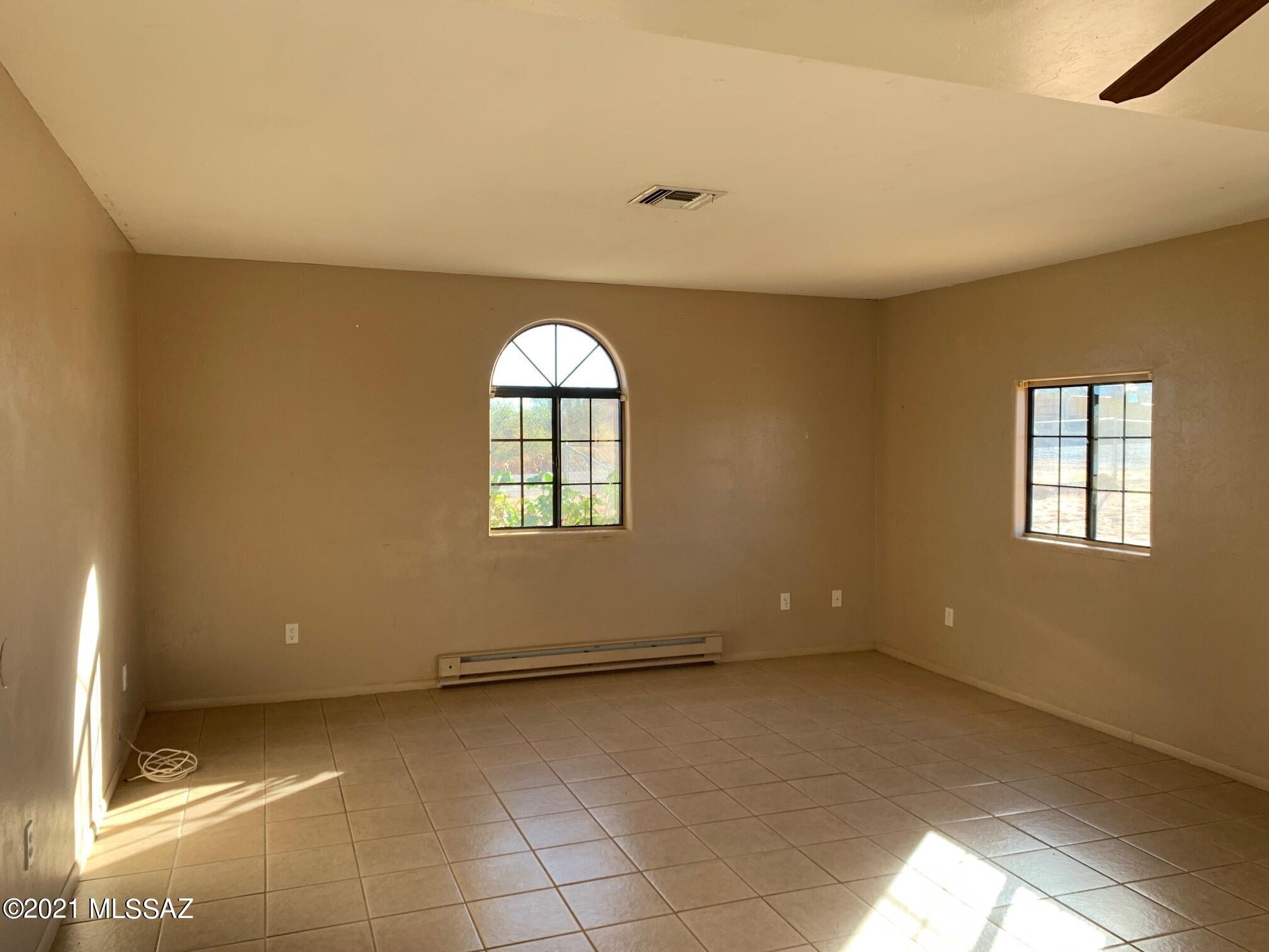 Mescal Lakes - Residential