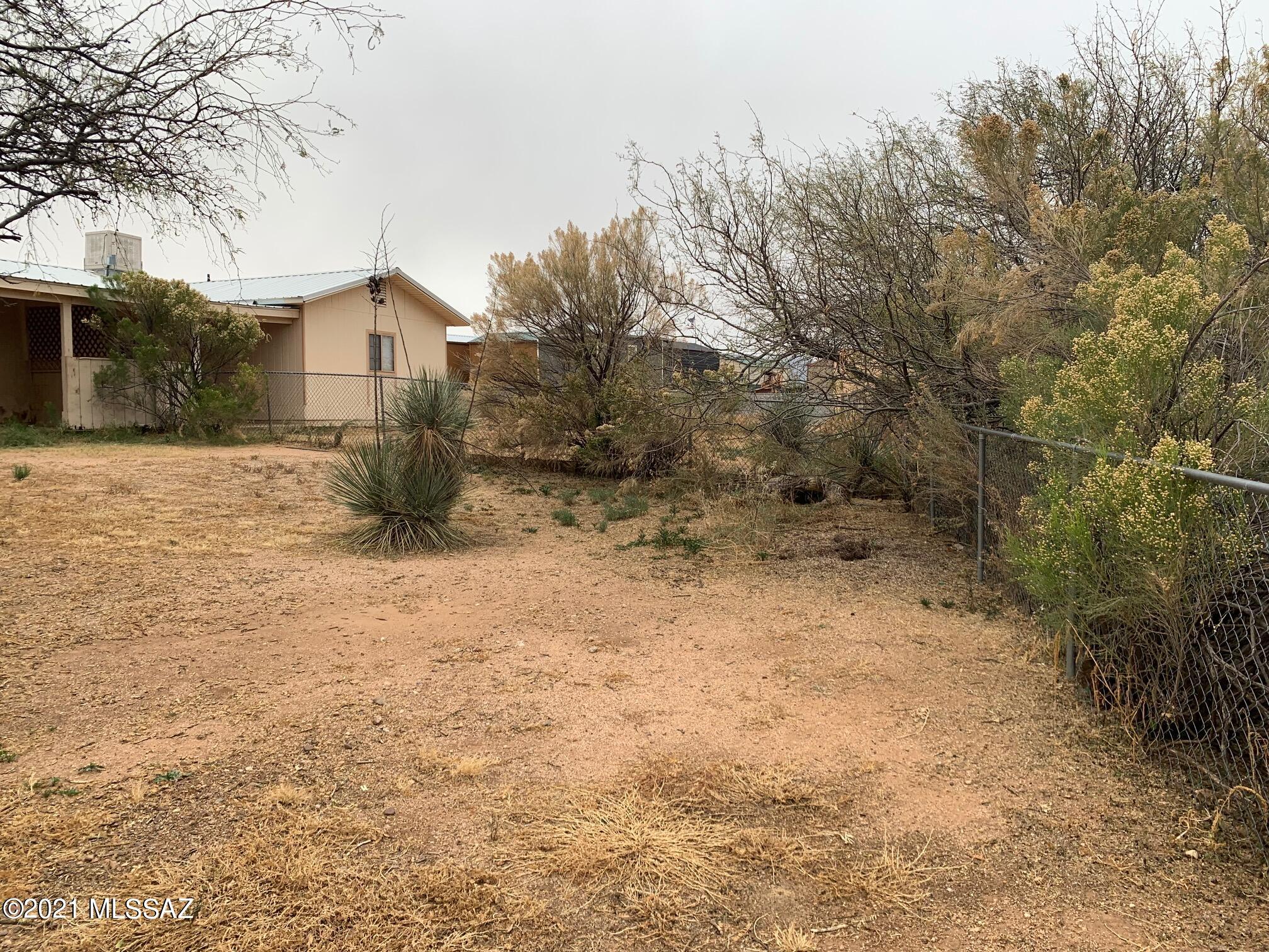 Mescal Lakes - Residential