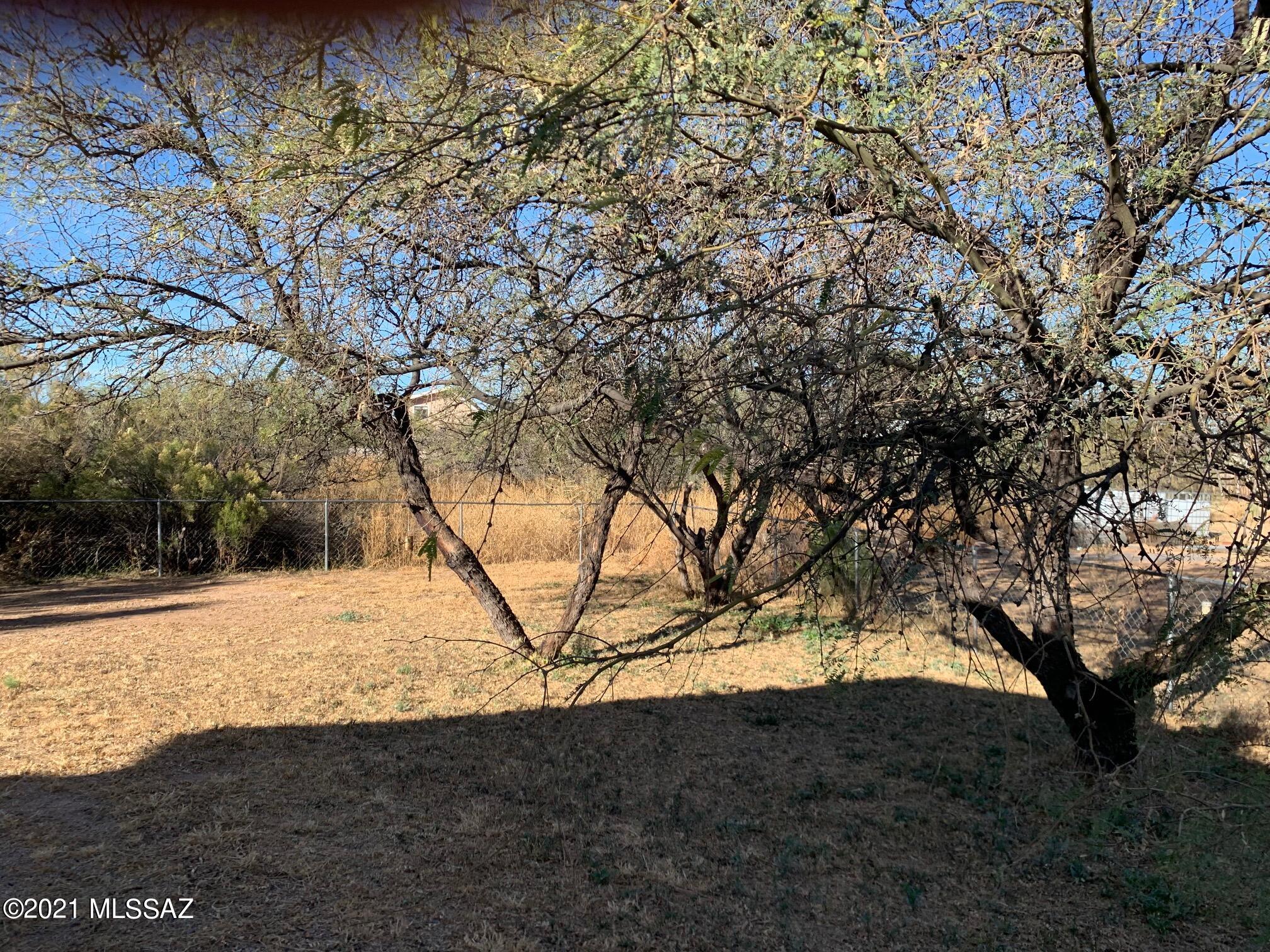 Mescal Lakes - Residential