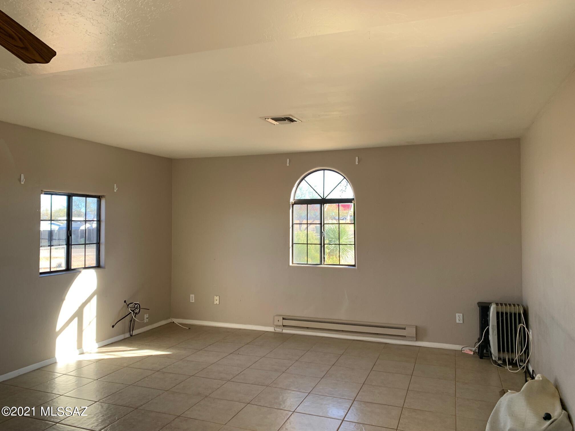 Mescal Lakes - Residential