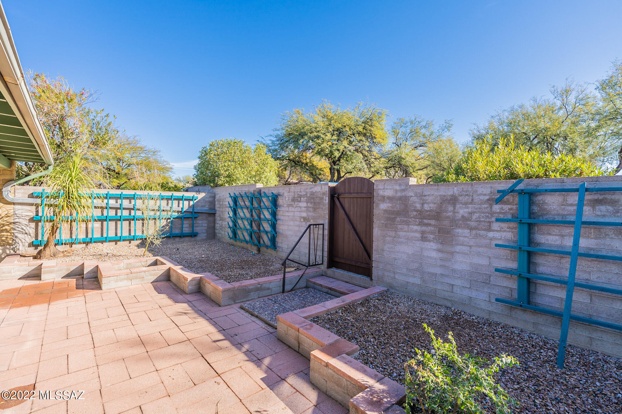 NEW INCREDIBLE PRICE for an this adorable Oro Valley Townhome.  VERY FEW ORO VALLEY TOWNHOMES HAVE 2 CAR GARAGES!!! Welcome to this charming and serene Dream town home – most ideal for those quiet afternoons & mountain views from your EAST patio.  This lovingly remodeled home is ideal for everyone as it showcases 3 oversized bedrooms & 2 bathrooms. I call this an EXTRA SPECIAL unit for it has a rare two-car garage. The floor plan is open and inviting with upgrades galore — flooring, paint, vanities, appliances, cabinets, mirrors, faucets, light fixtures plus so much more.  Master has a lovely sitting room/office adjacent.  Home was pre-inspected and all items addressed including a brand new electrical panel, roof re-coated, termite inspected & exterior paint. + Enjoy the Community Pool