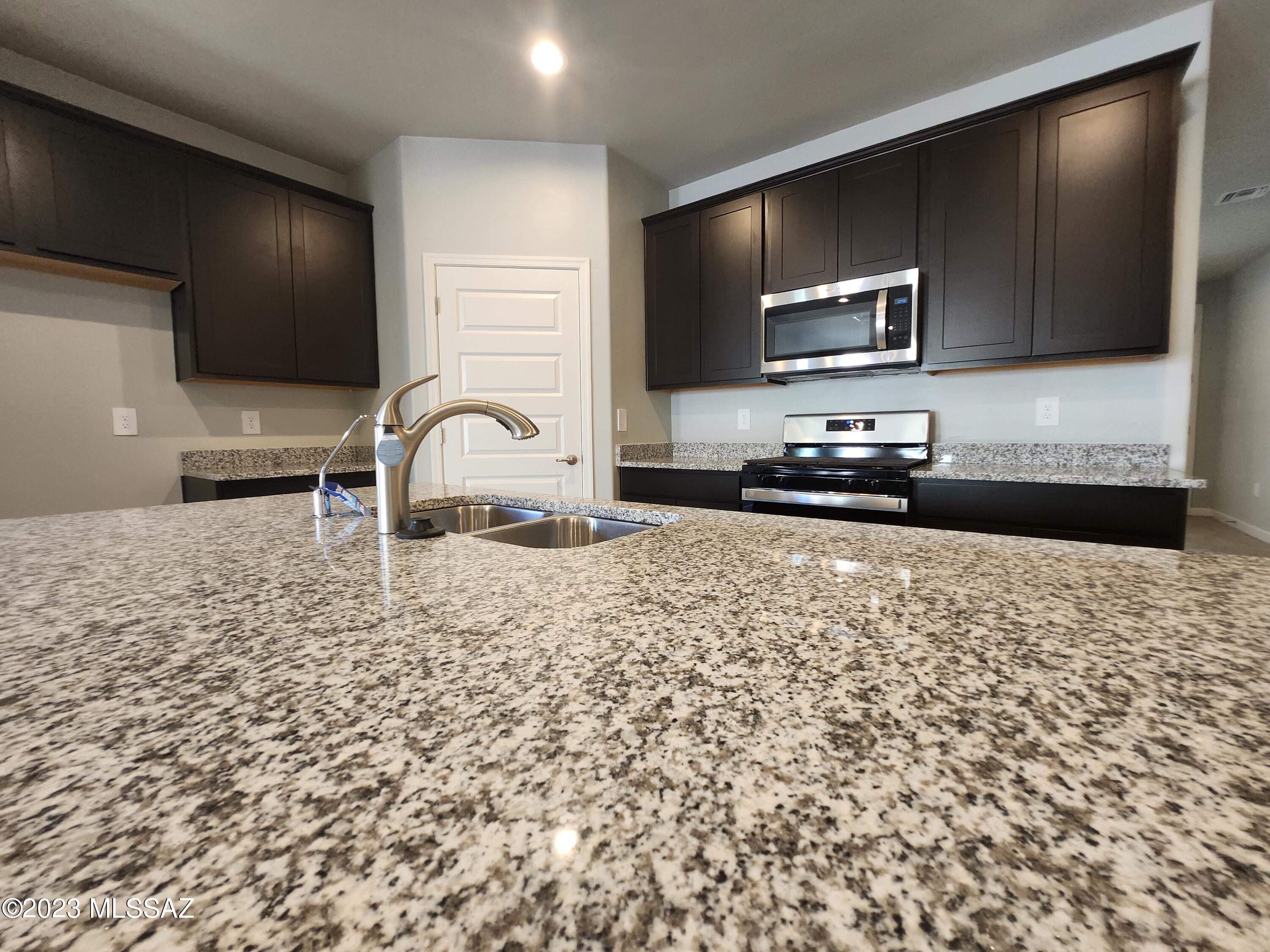 Saguaro Bloom 7A - Residential