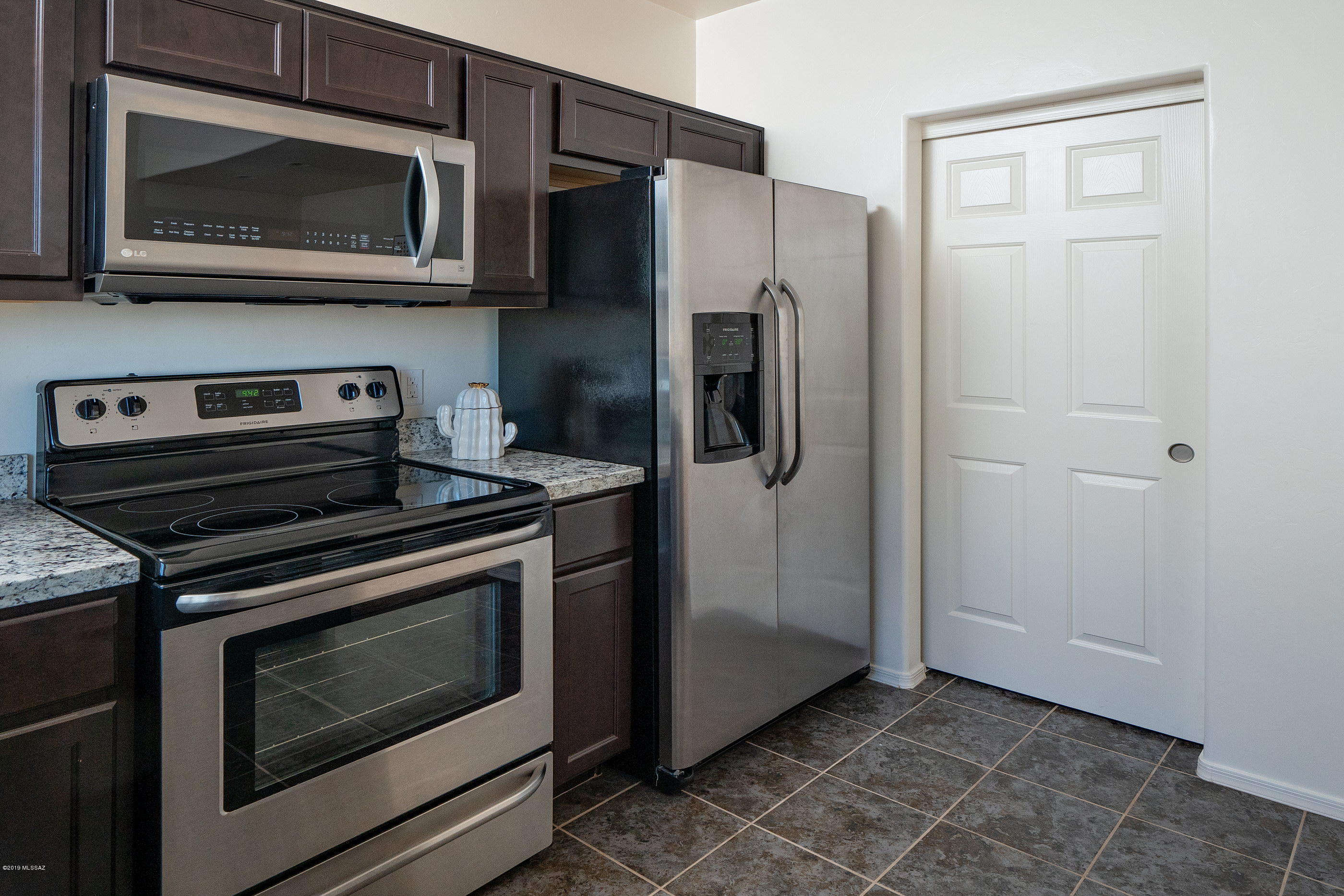 Stone Crossing Condominium - Residential