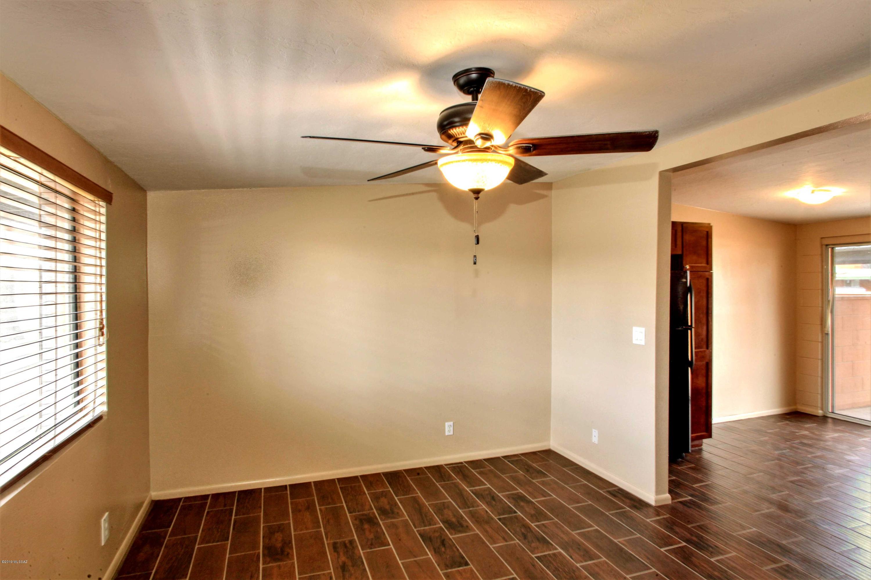 Columbus Park Condominiums (1-60) - Residential