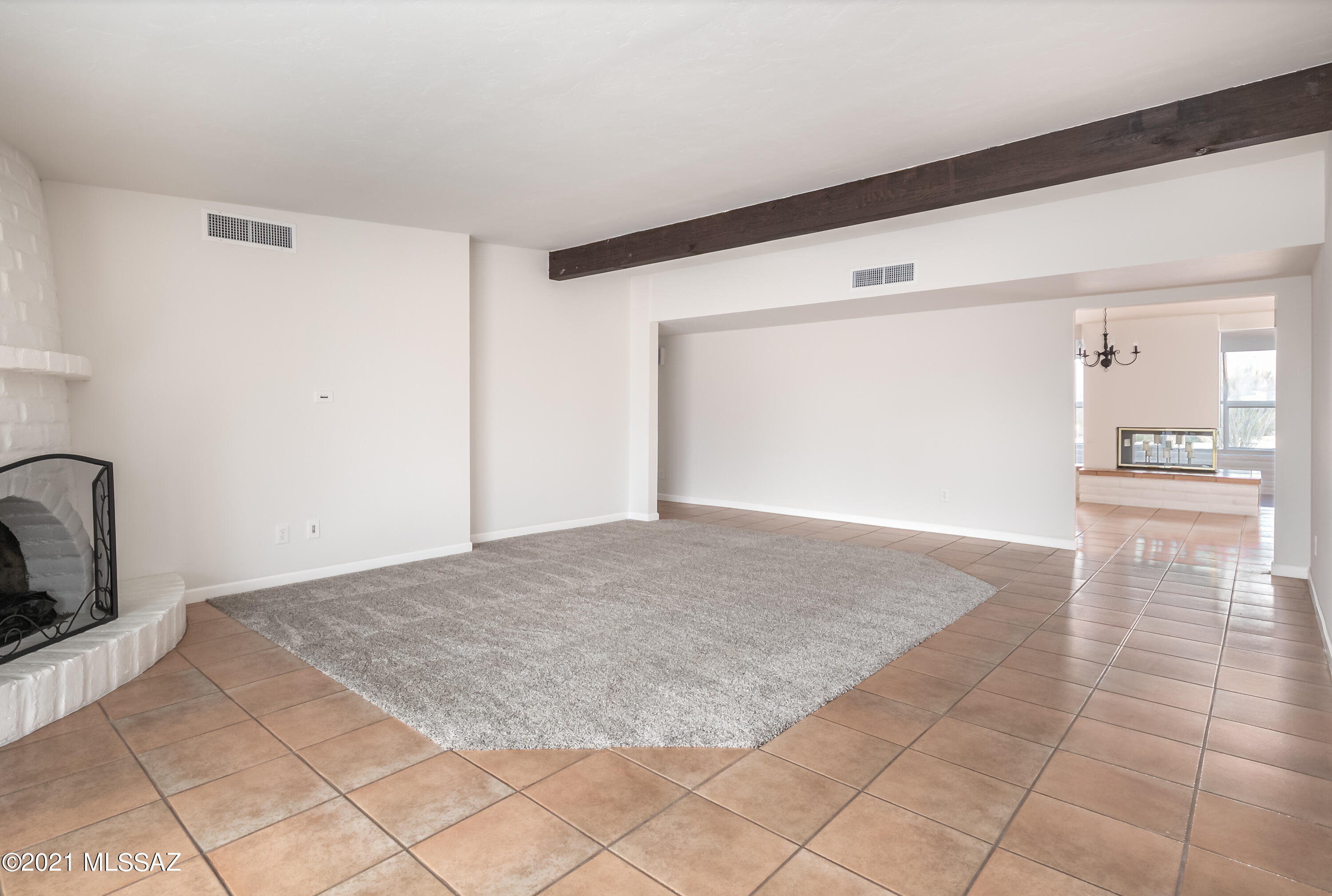 La Cholla Airpark - Residential