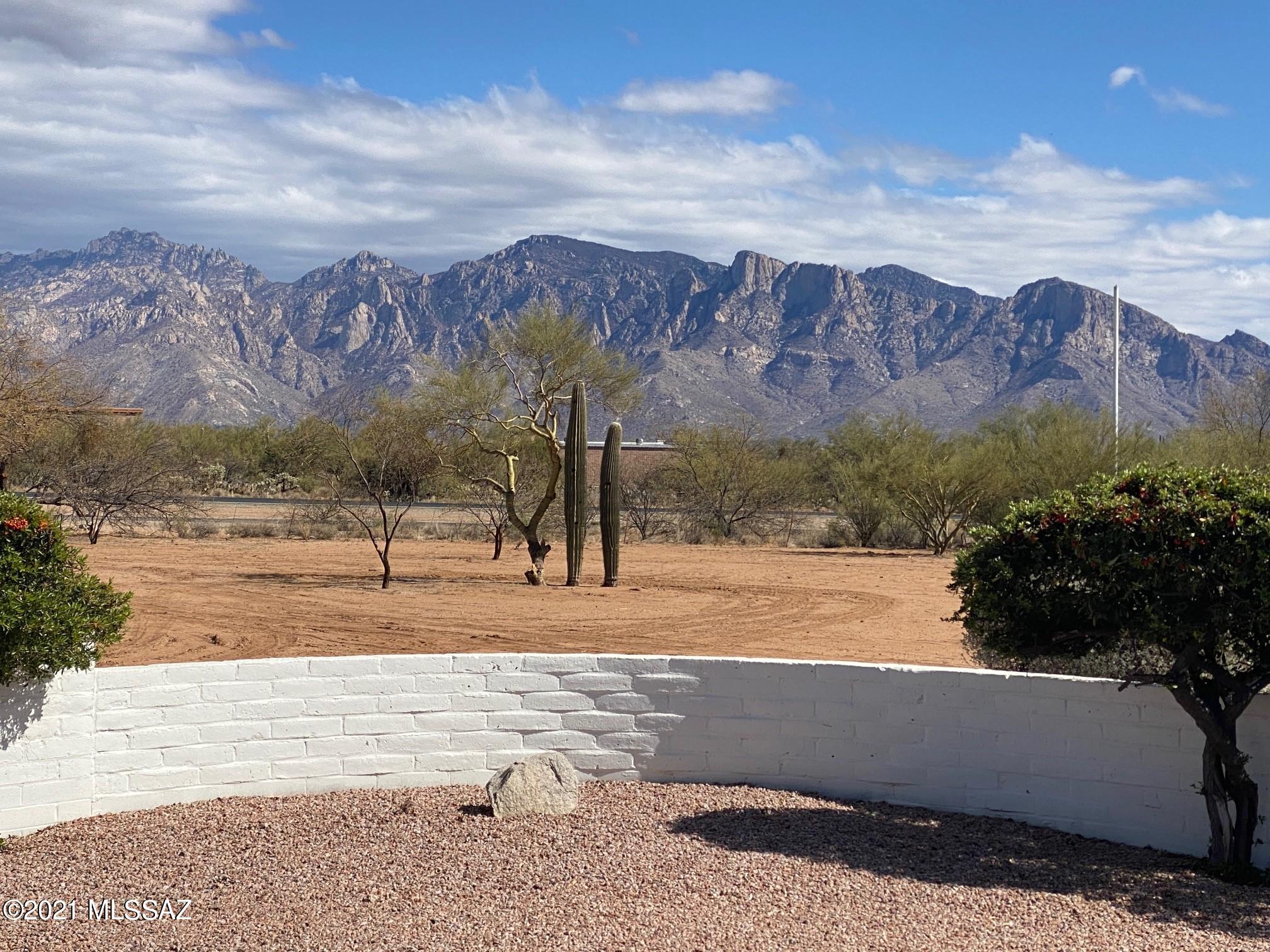 La Cholla Airpark - Residential