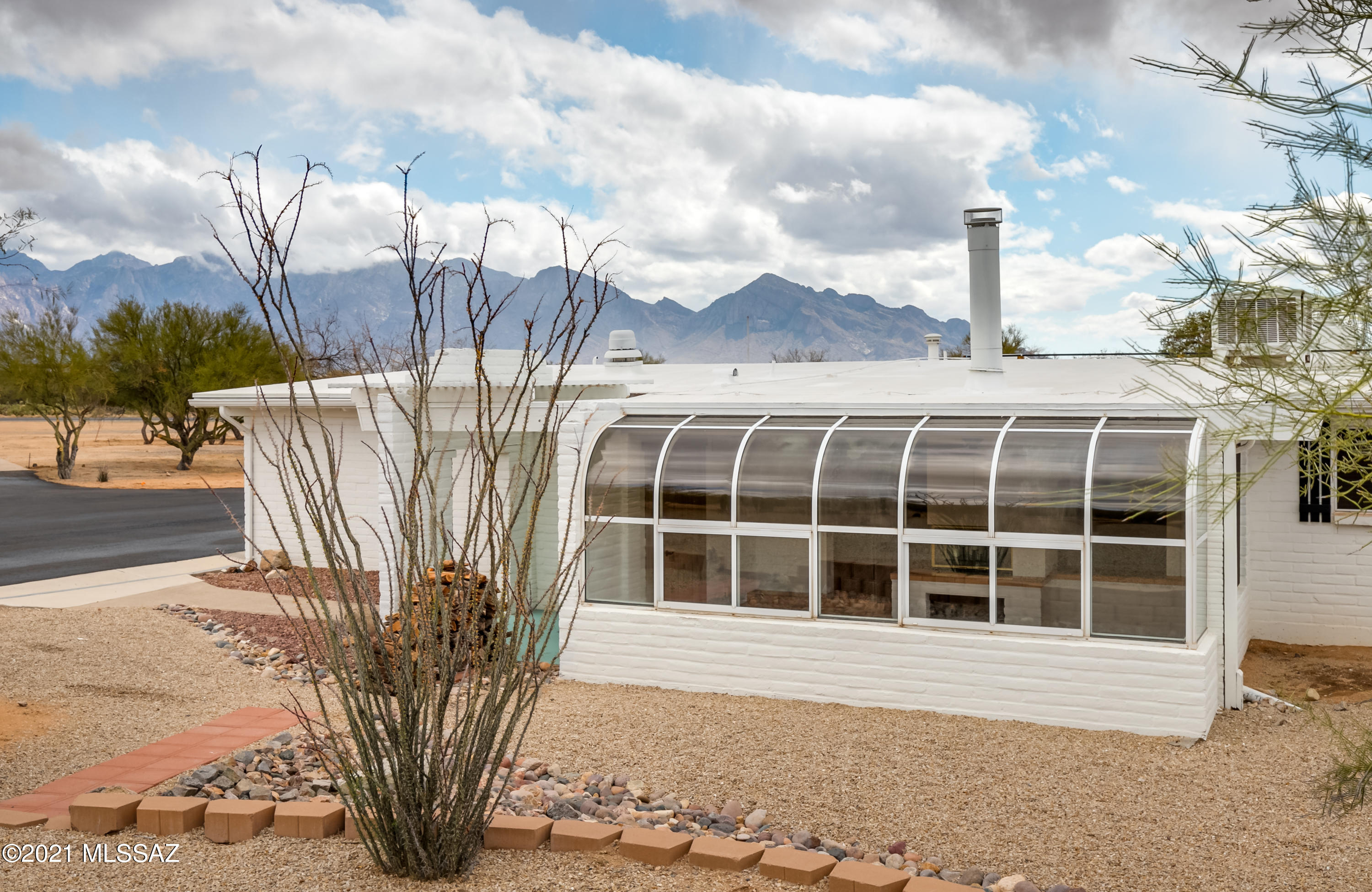 La Cholla Airpark - Residential