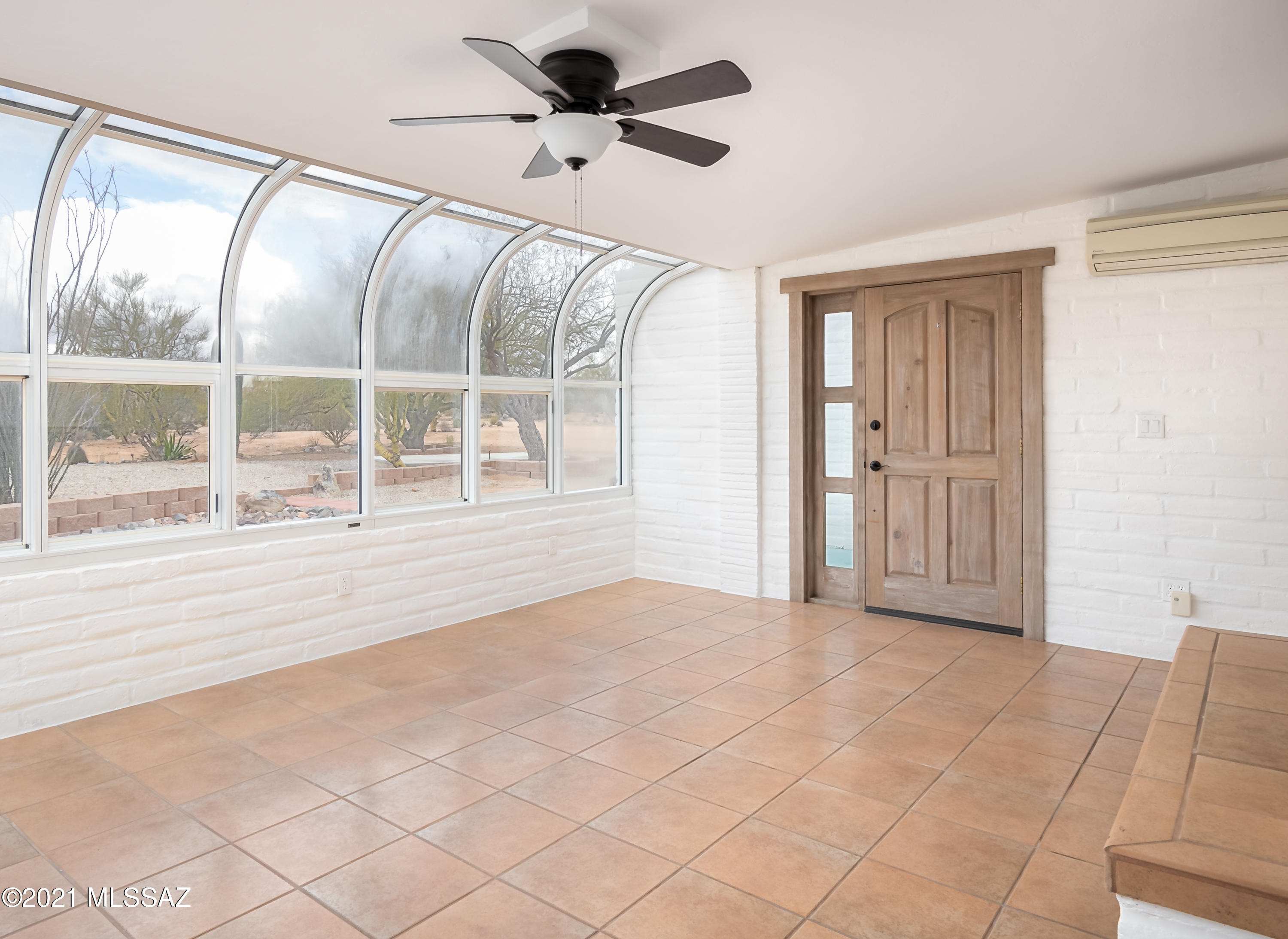 La Cholla Airpark - Residential