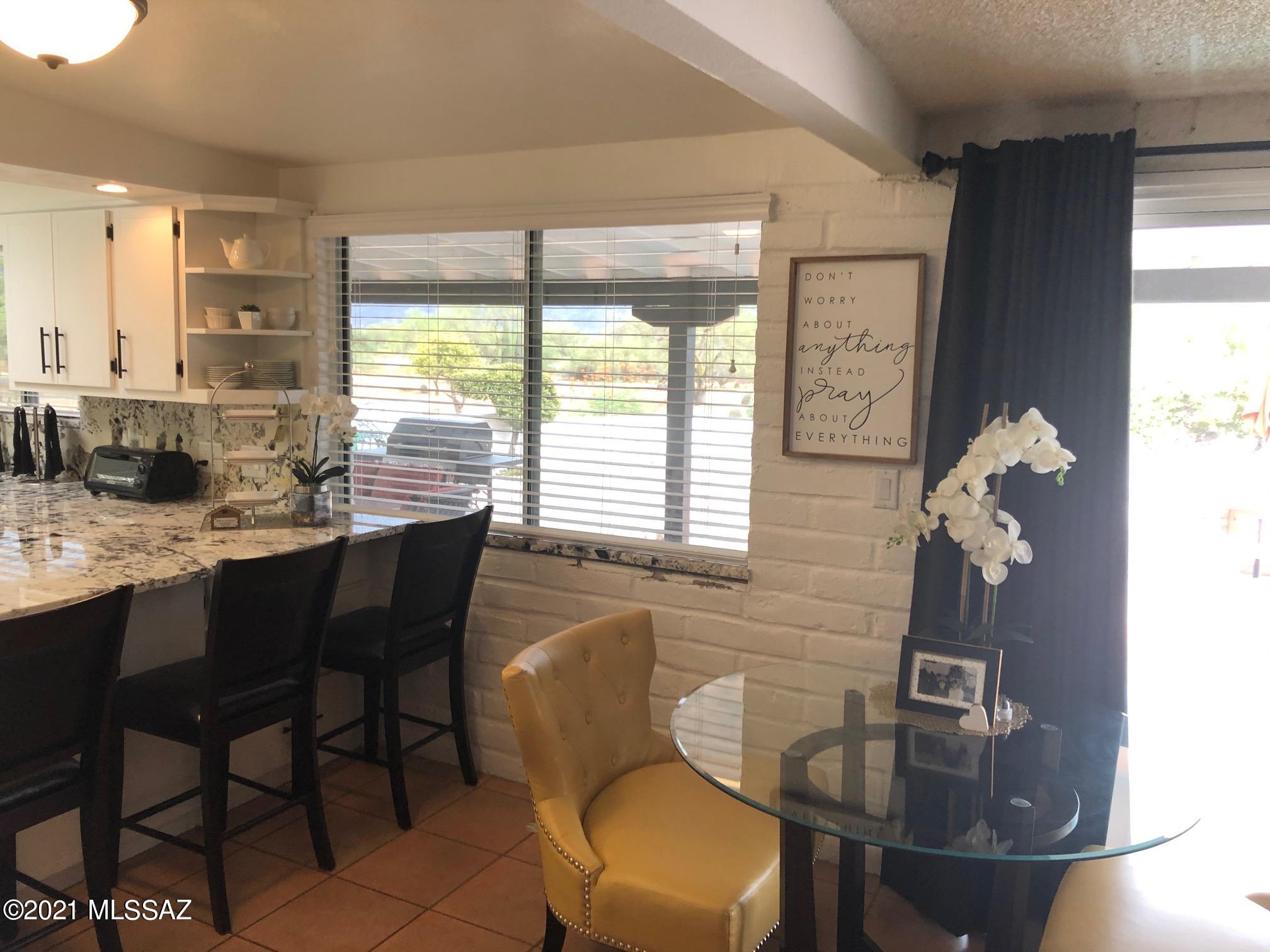 La Cholla Airpark - Residential