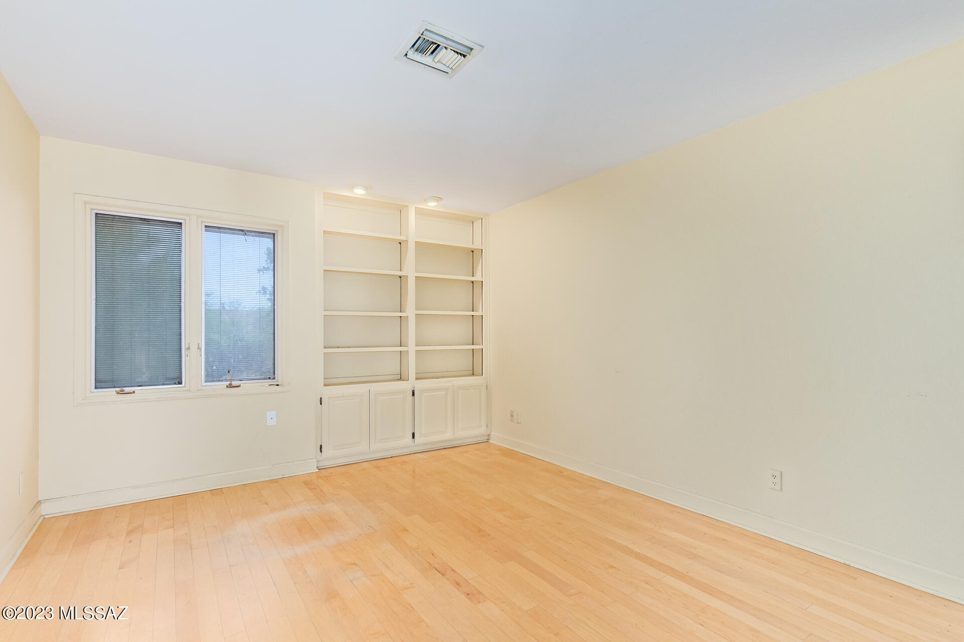 Orange Grove Hills (1-33) - Residential